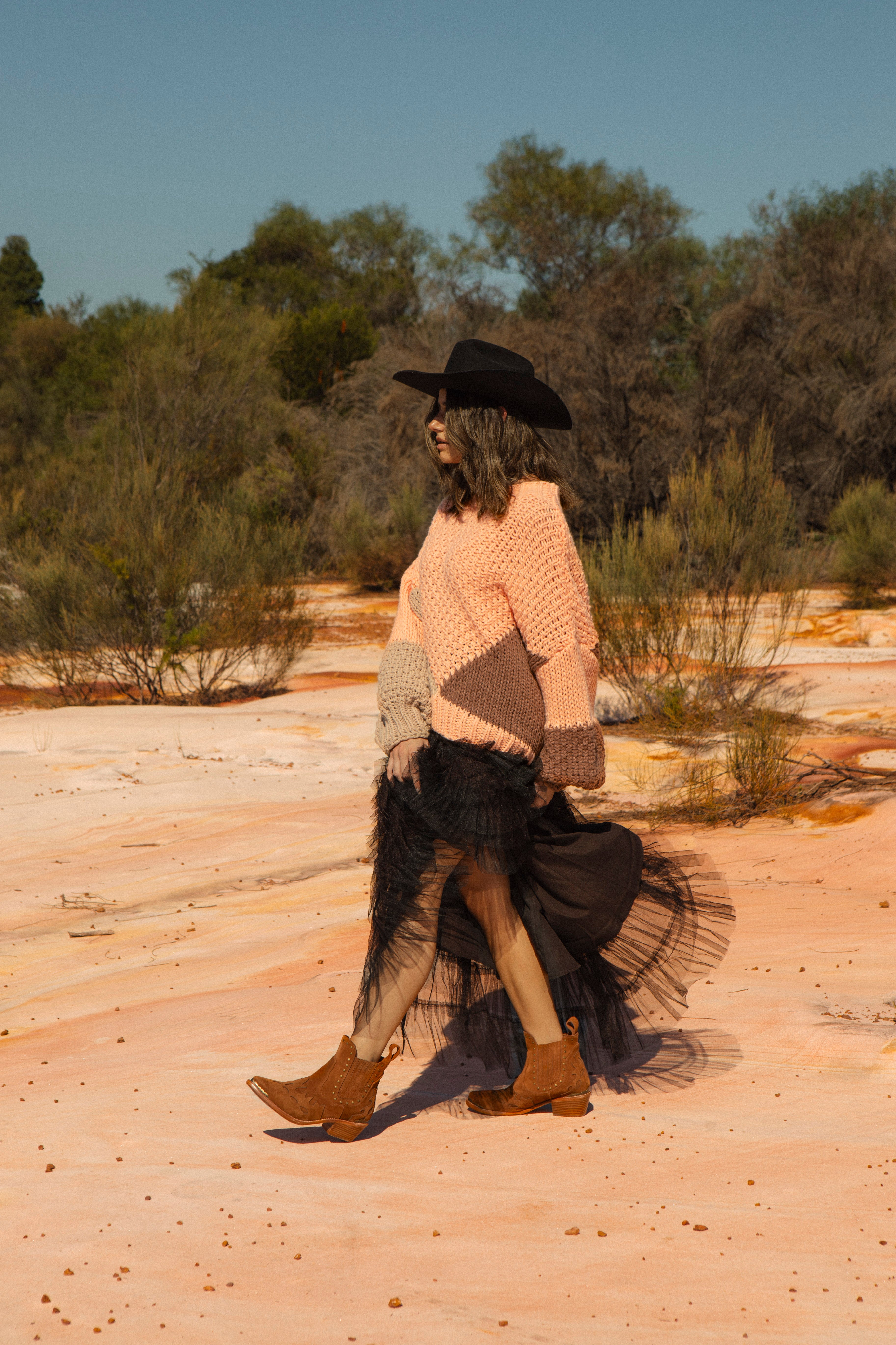 Traveller Boots - Tan Suede