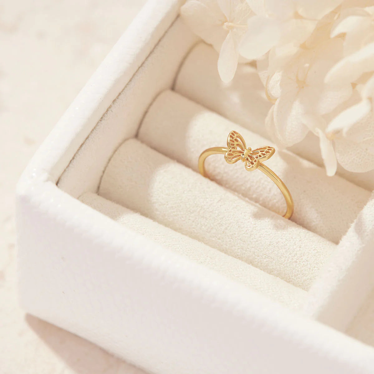 R129G - Gold Butterfly Ring