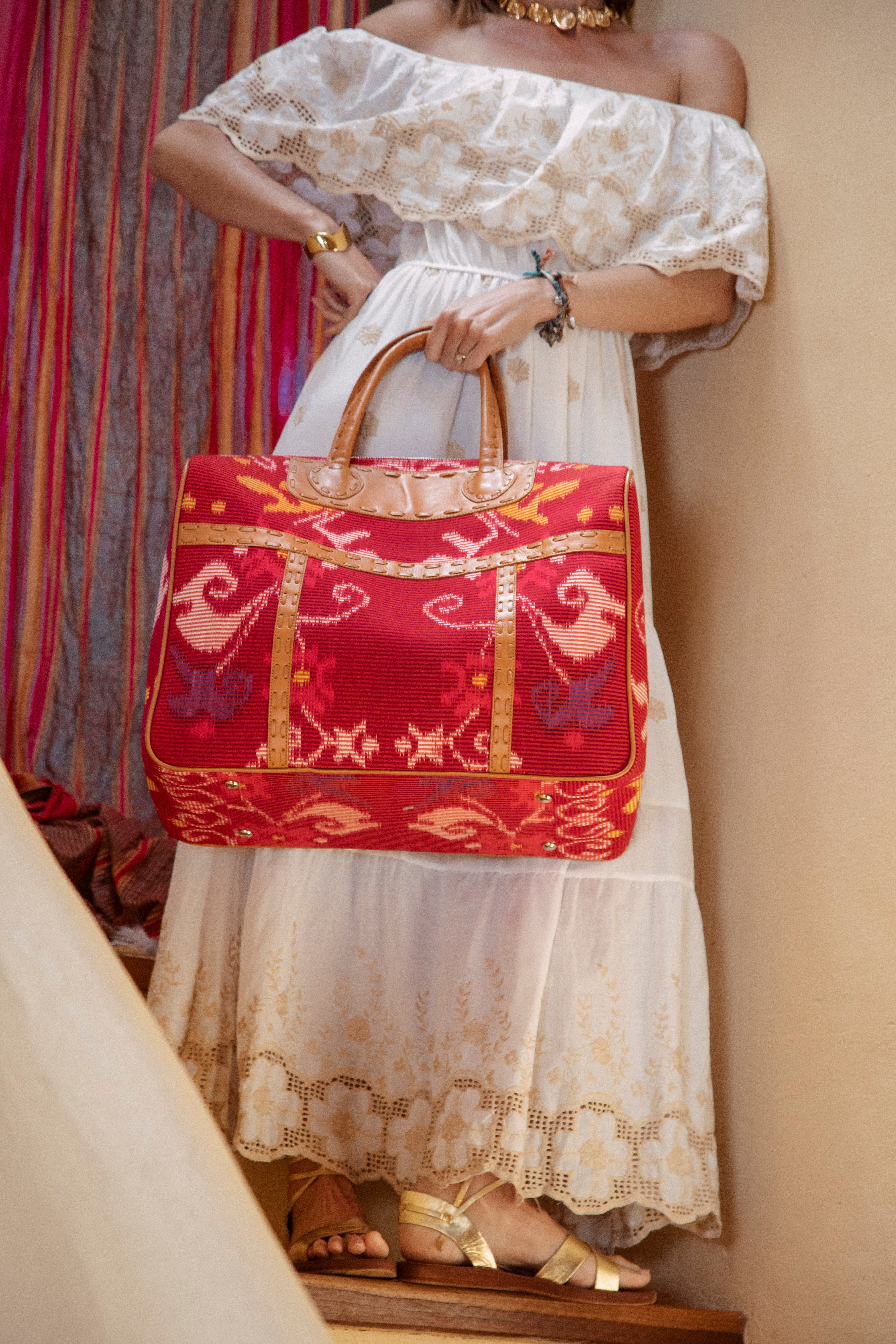 Rhea Overnight Bag Red/Camel