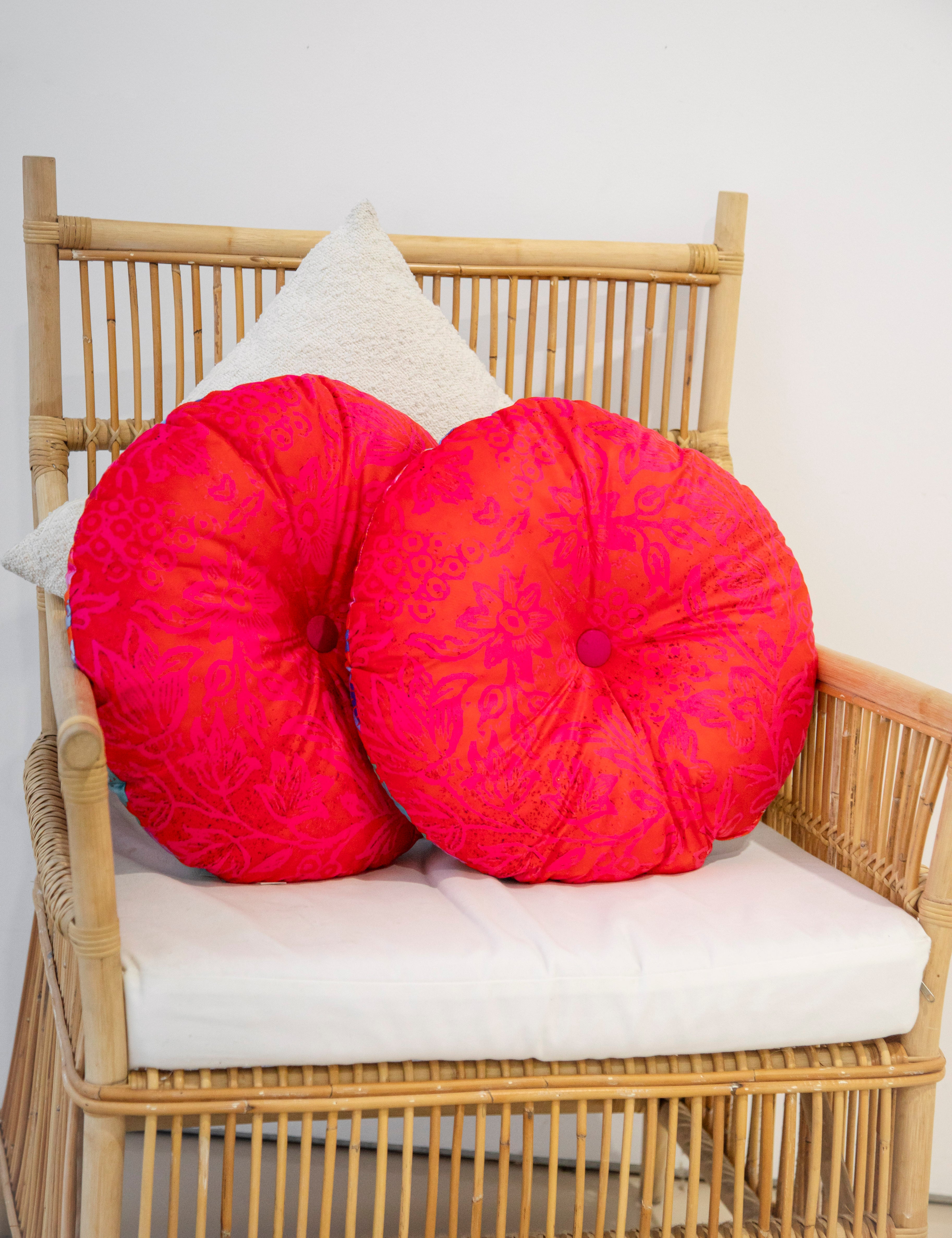 Velvet Cushion Round - Birds and Roses