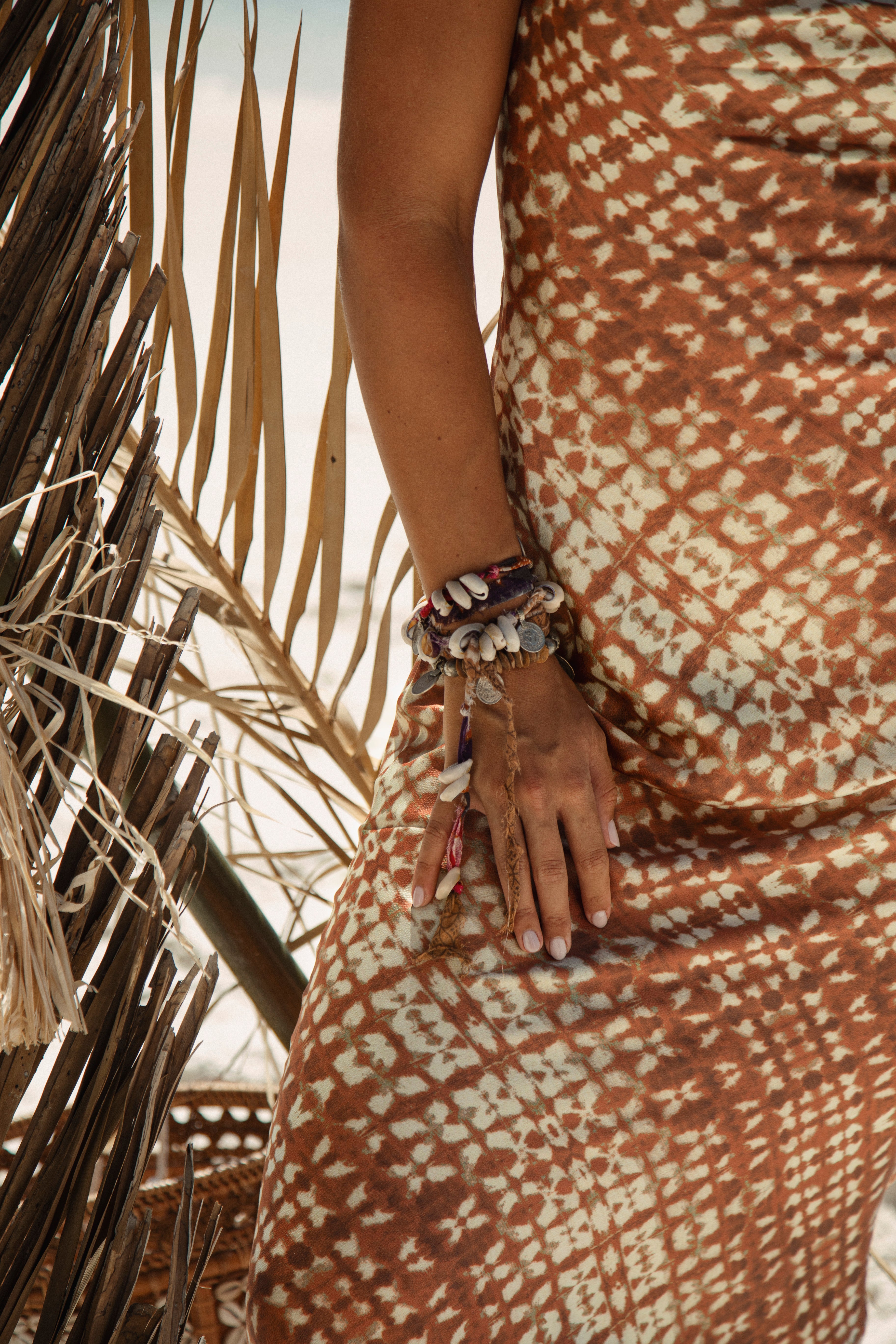 Cowrie Shell Lariat - Short