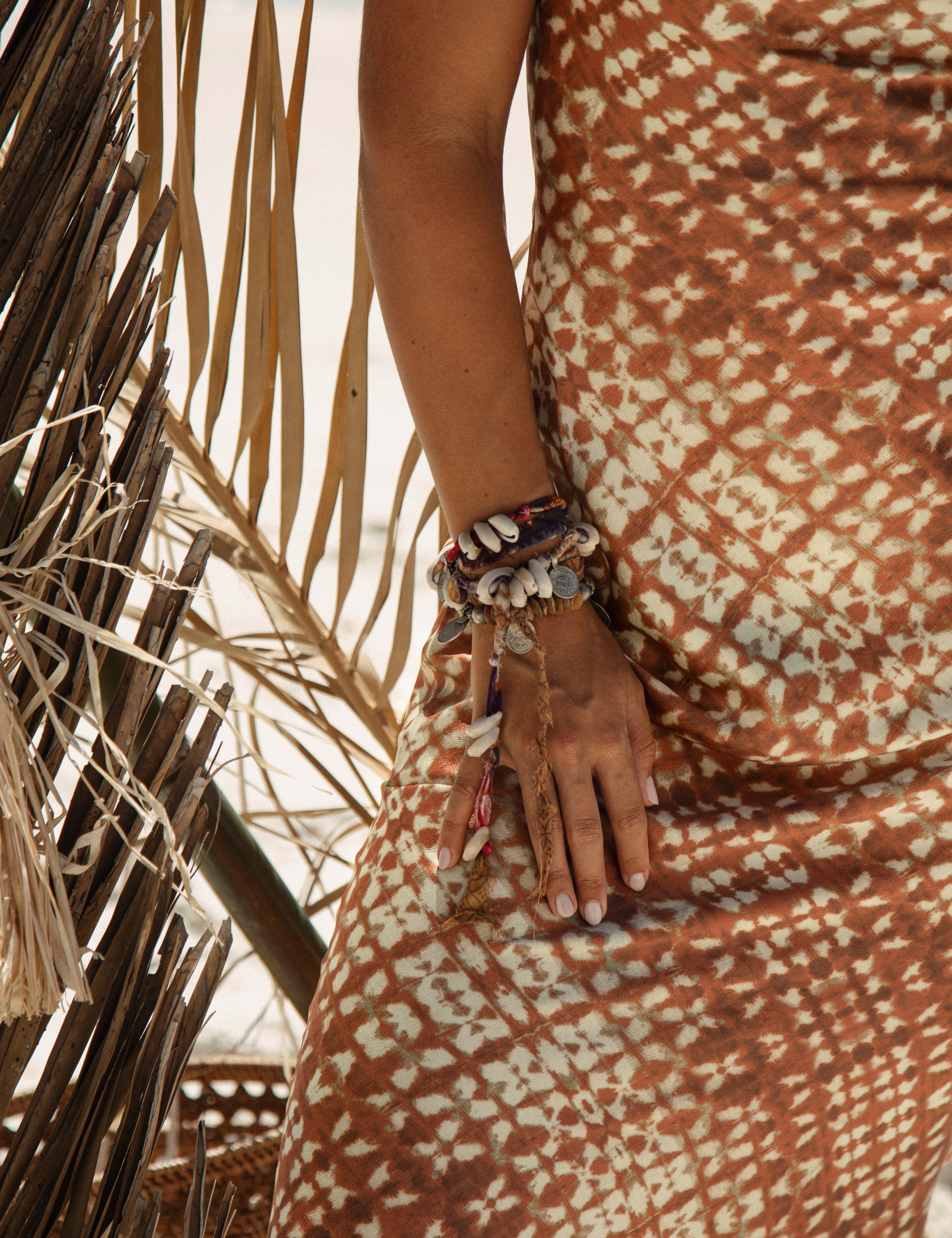 Cowrie Shell Lariat - Short