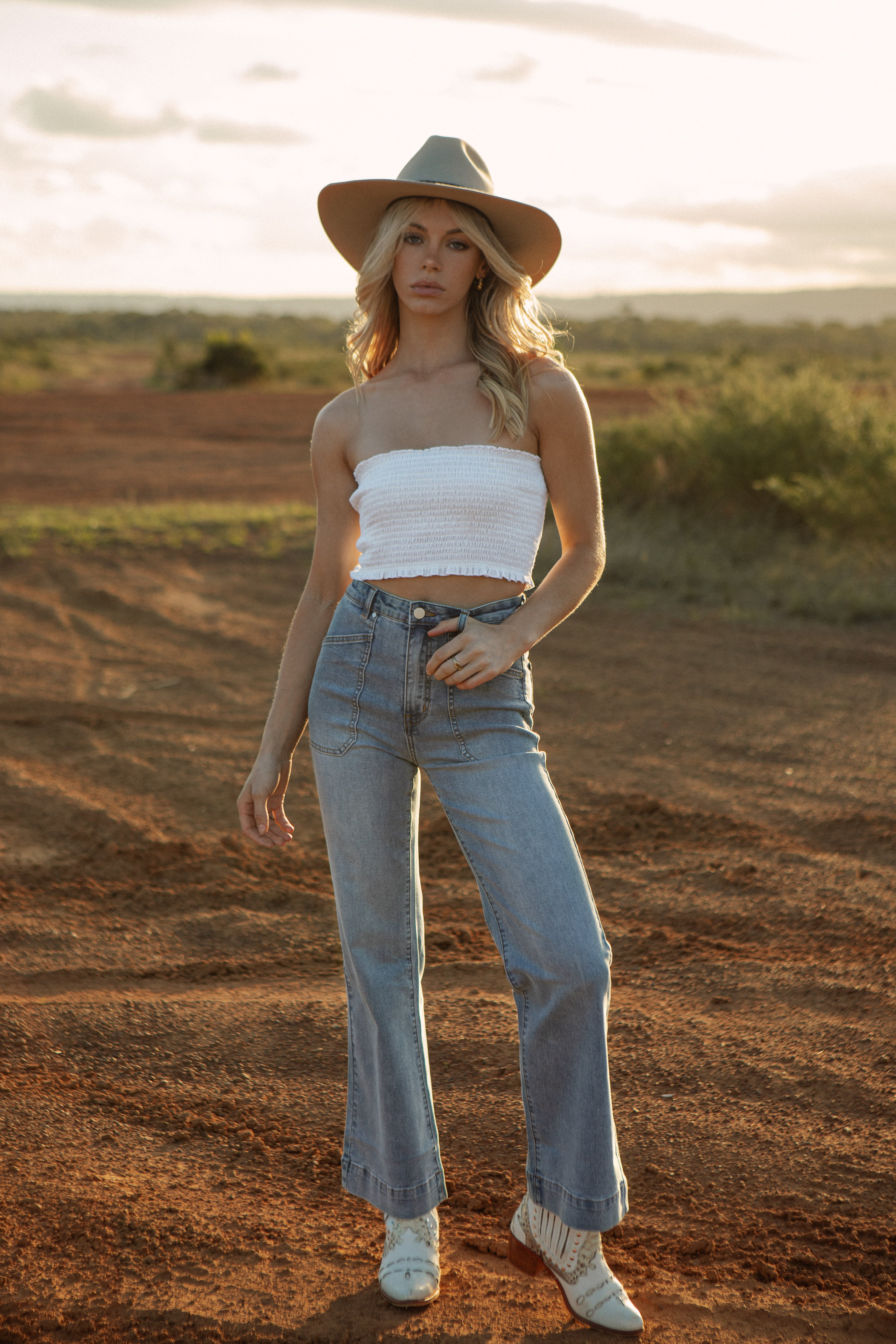 Wanderer Flare Jean