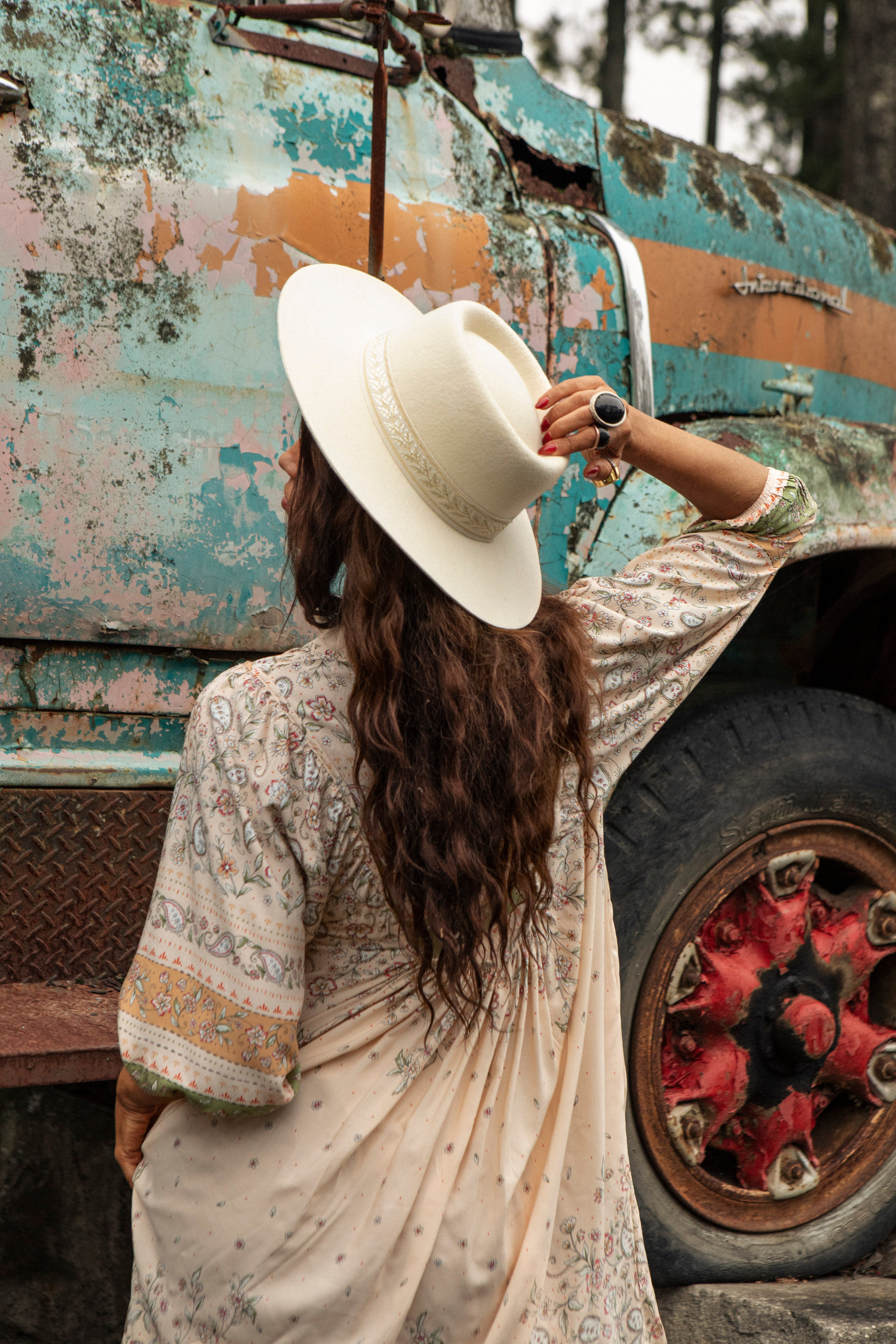 Wanderer Wide Brim Hat - Pearl