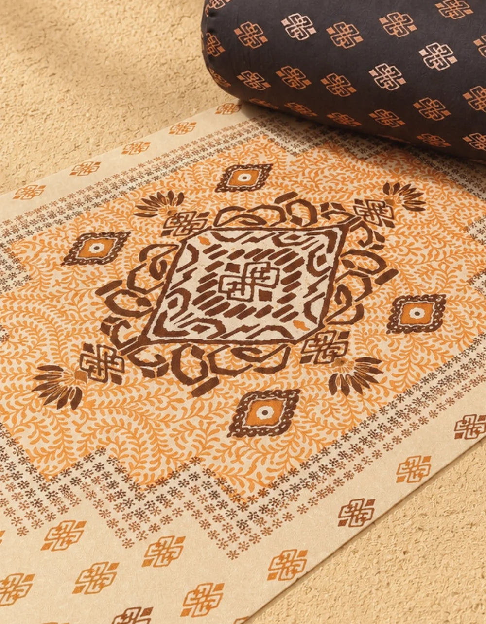 Honey Nomad Yoga Mat
