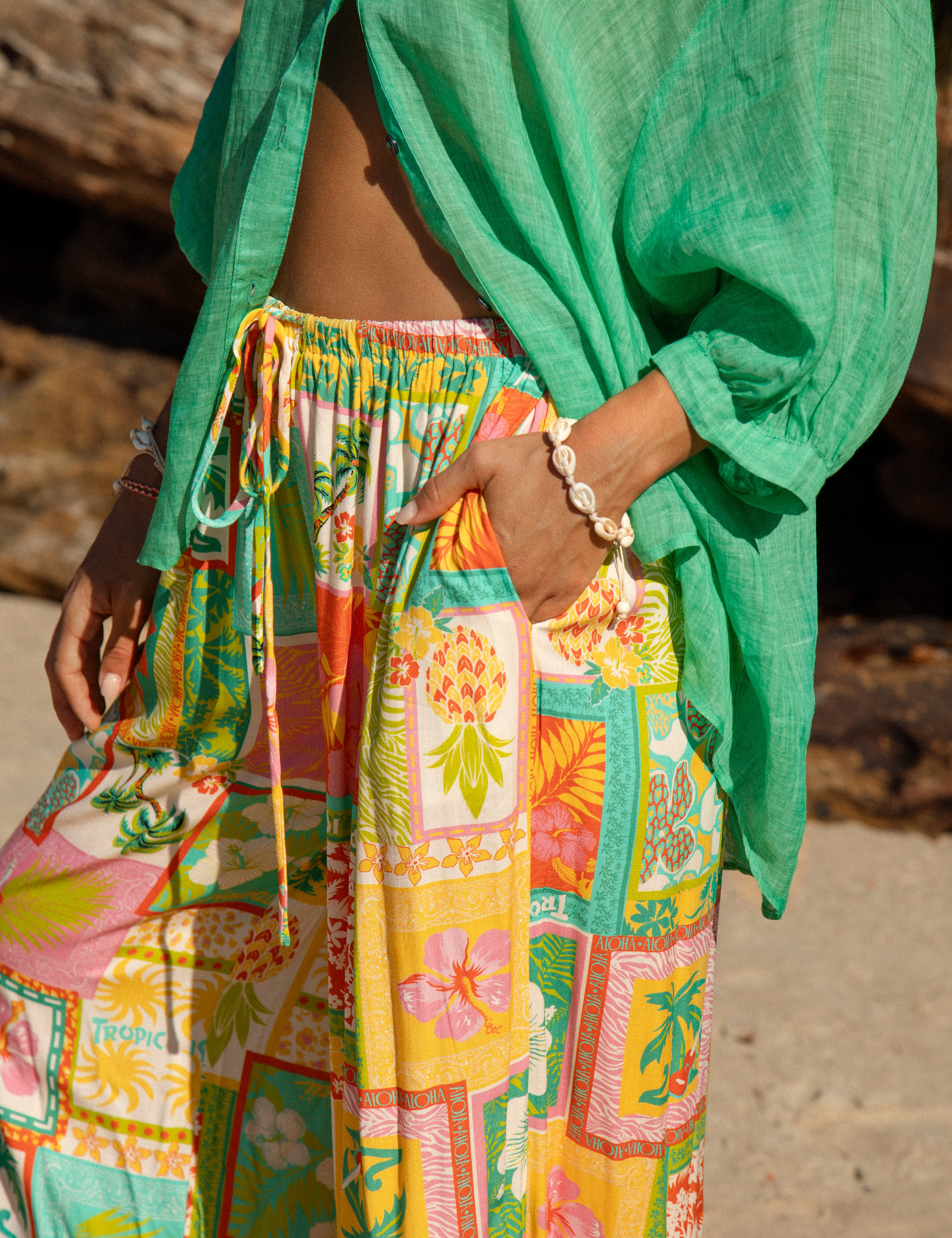 Aloha Vacay Pant showcasing pockets