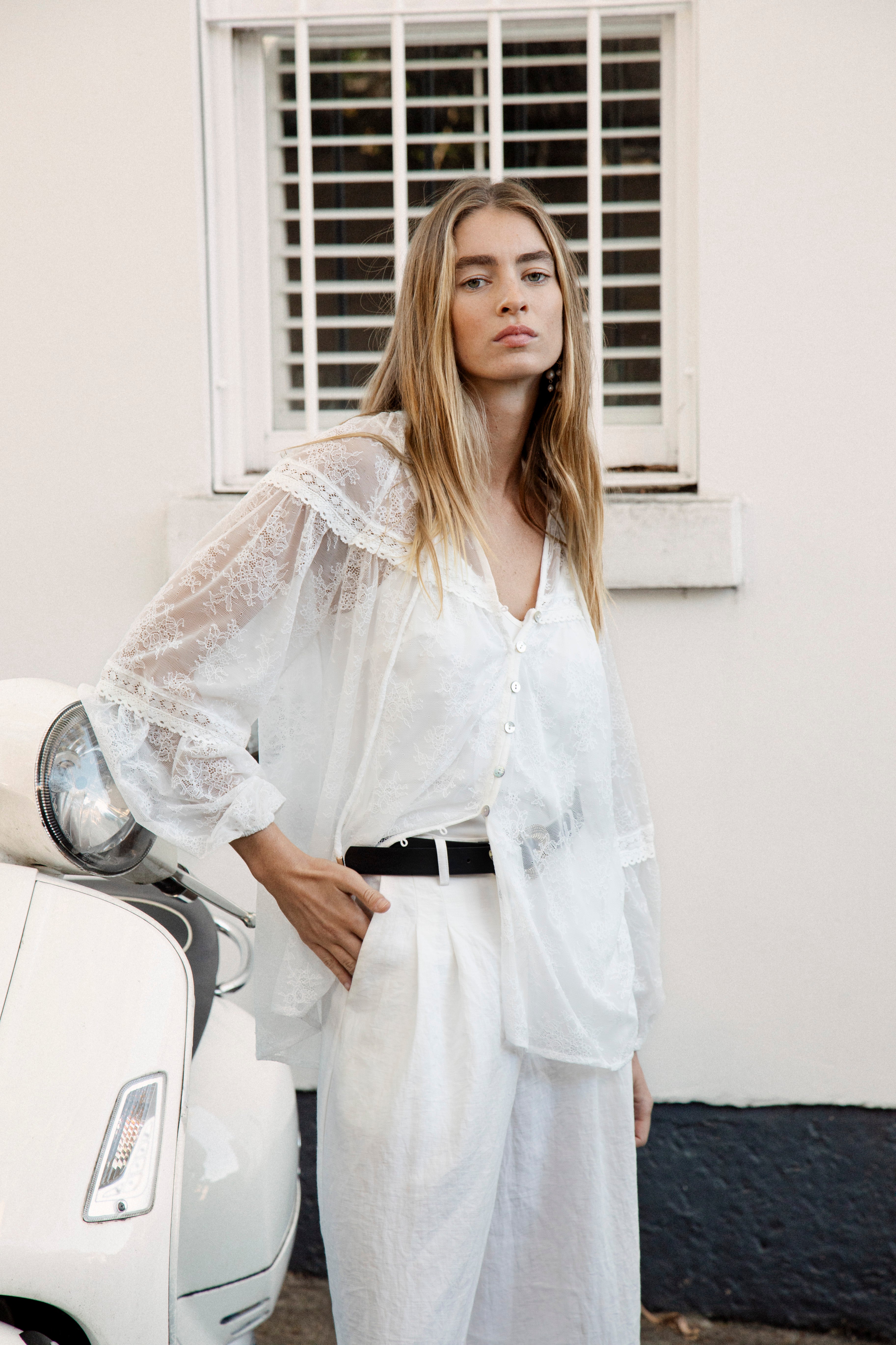 Amour Lace Blouse - White