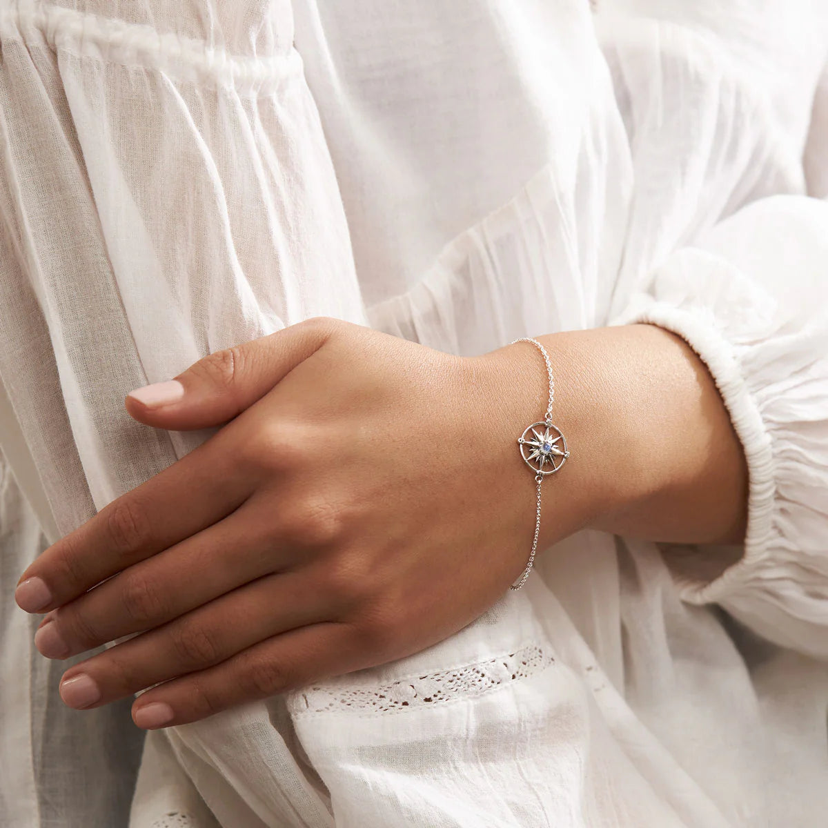 Midsummer star Guiding Light Compass Bracelet