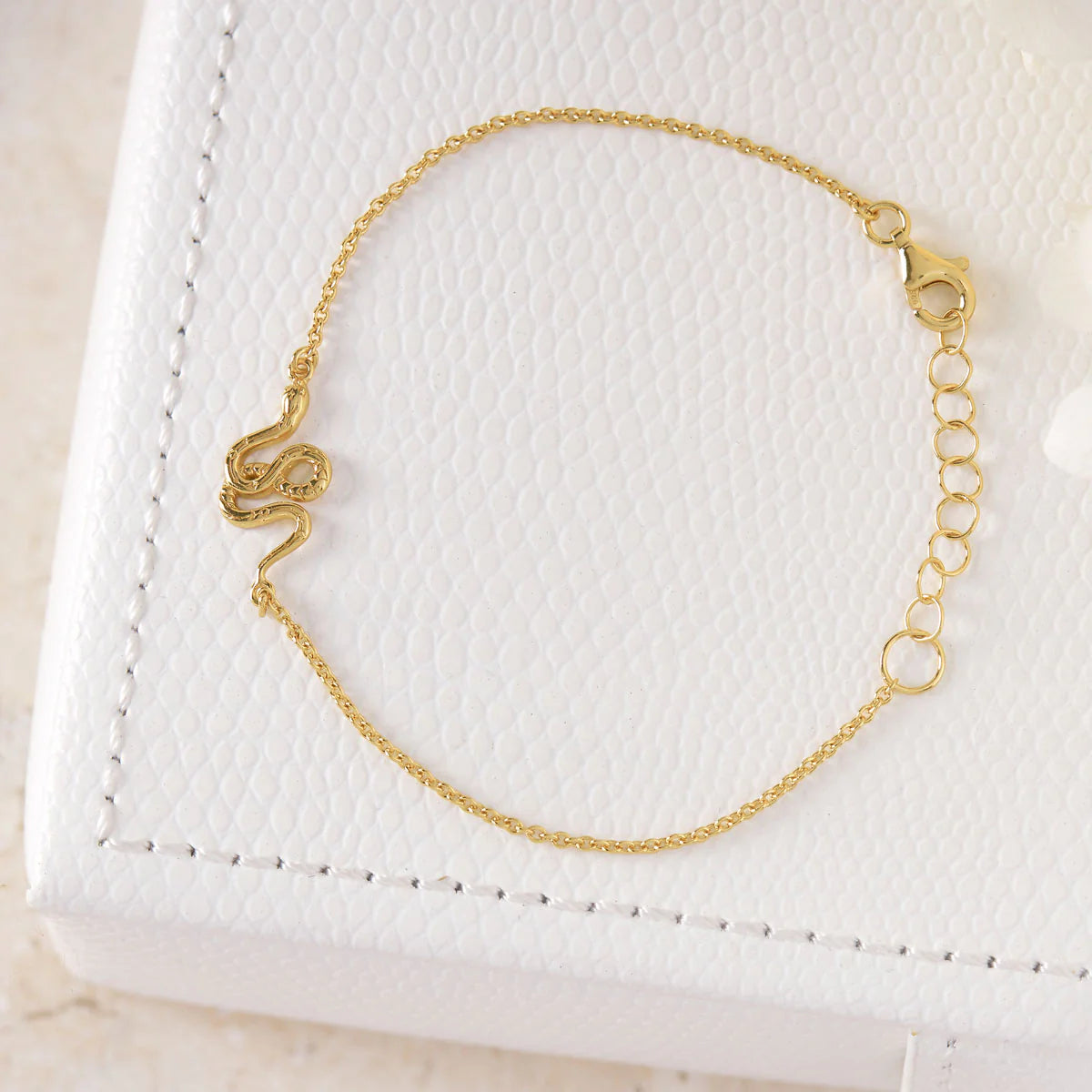 Serpent Seer Bracelet Gold