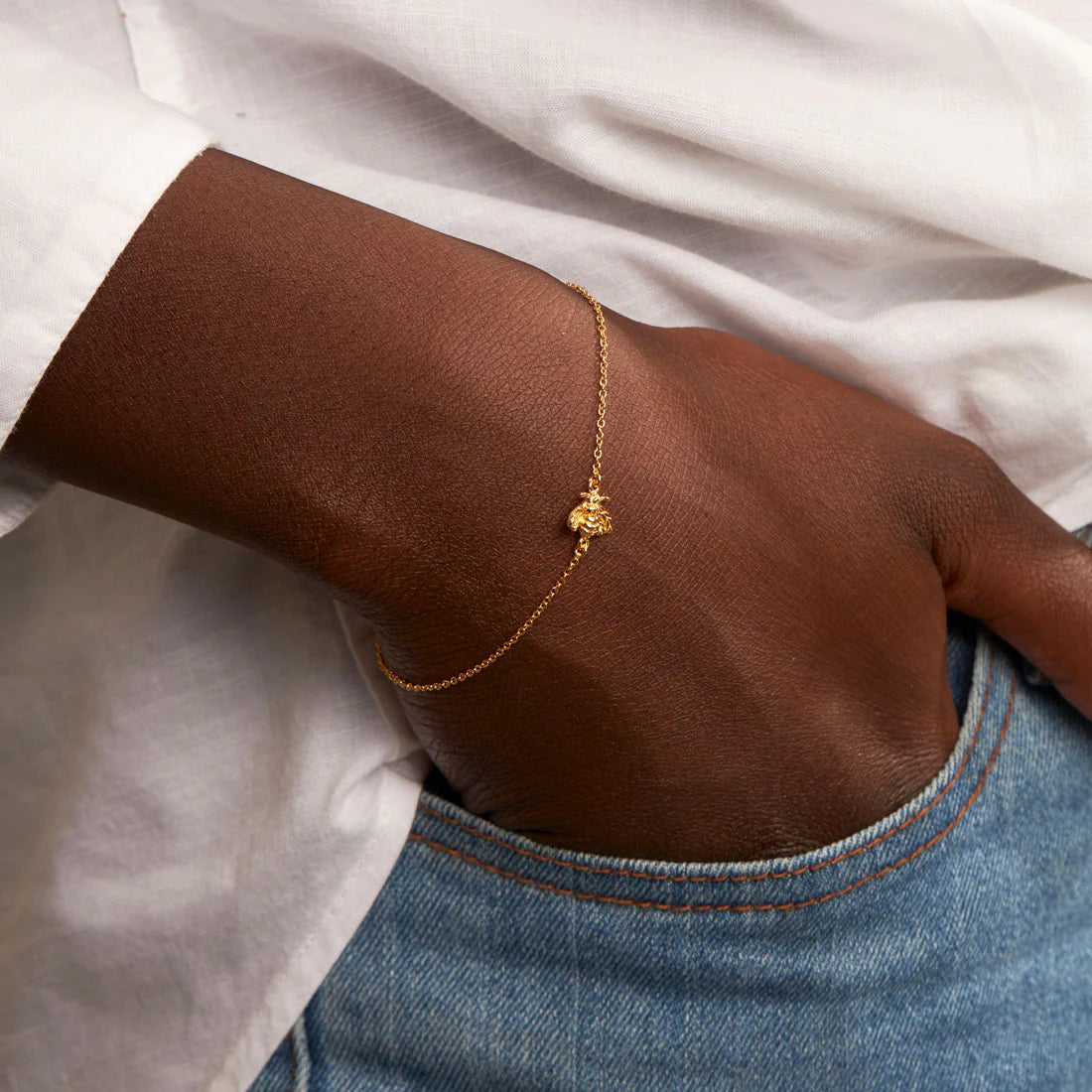 Pollination Bee Bracelet Gold