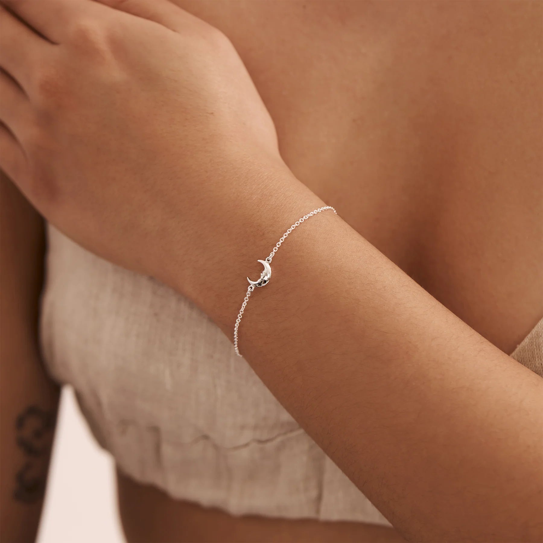 B330 - La Luna Bracelet