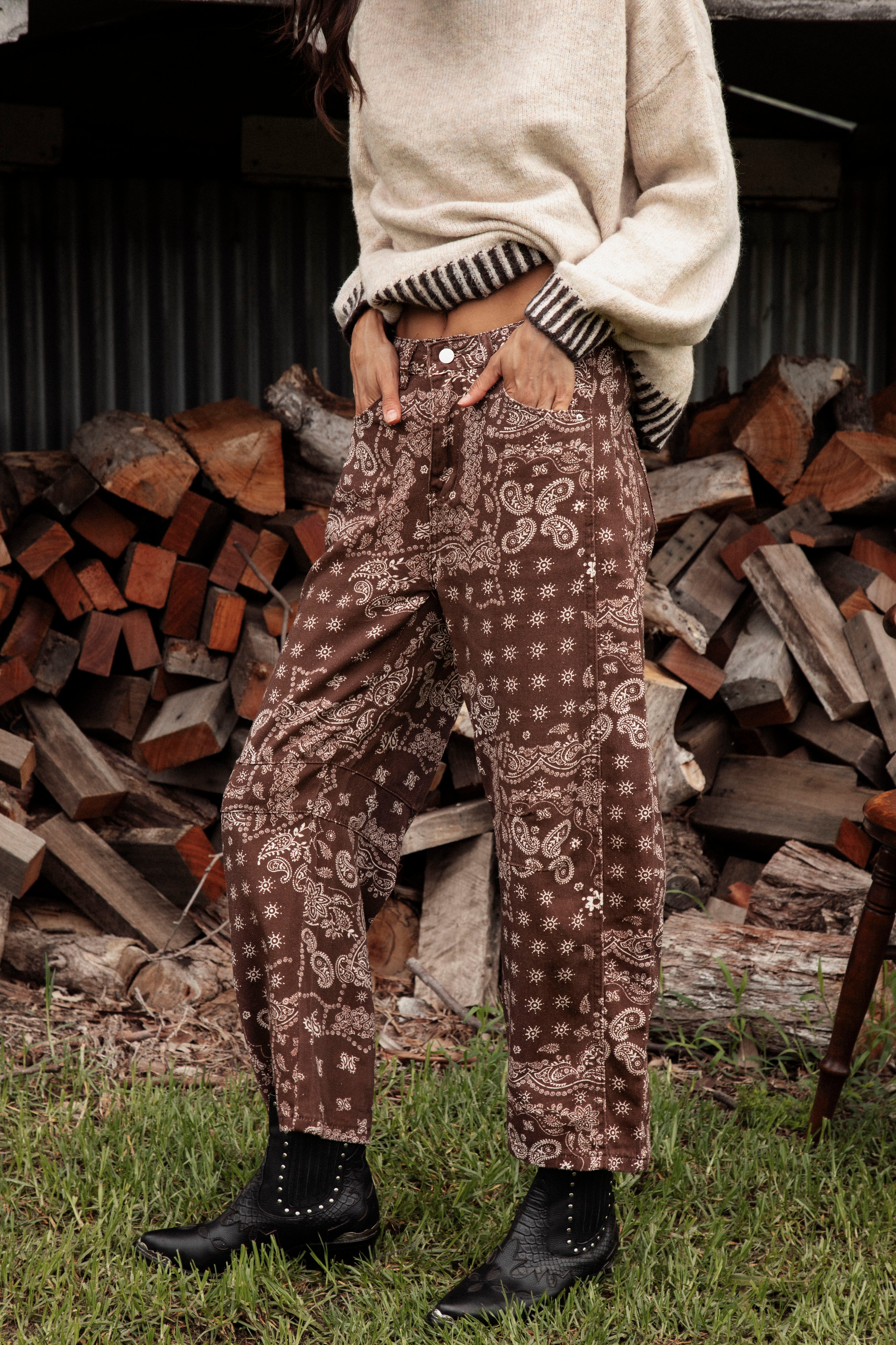 Bandit Barrel Jean showcasing cropped pant style and pockets.