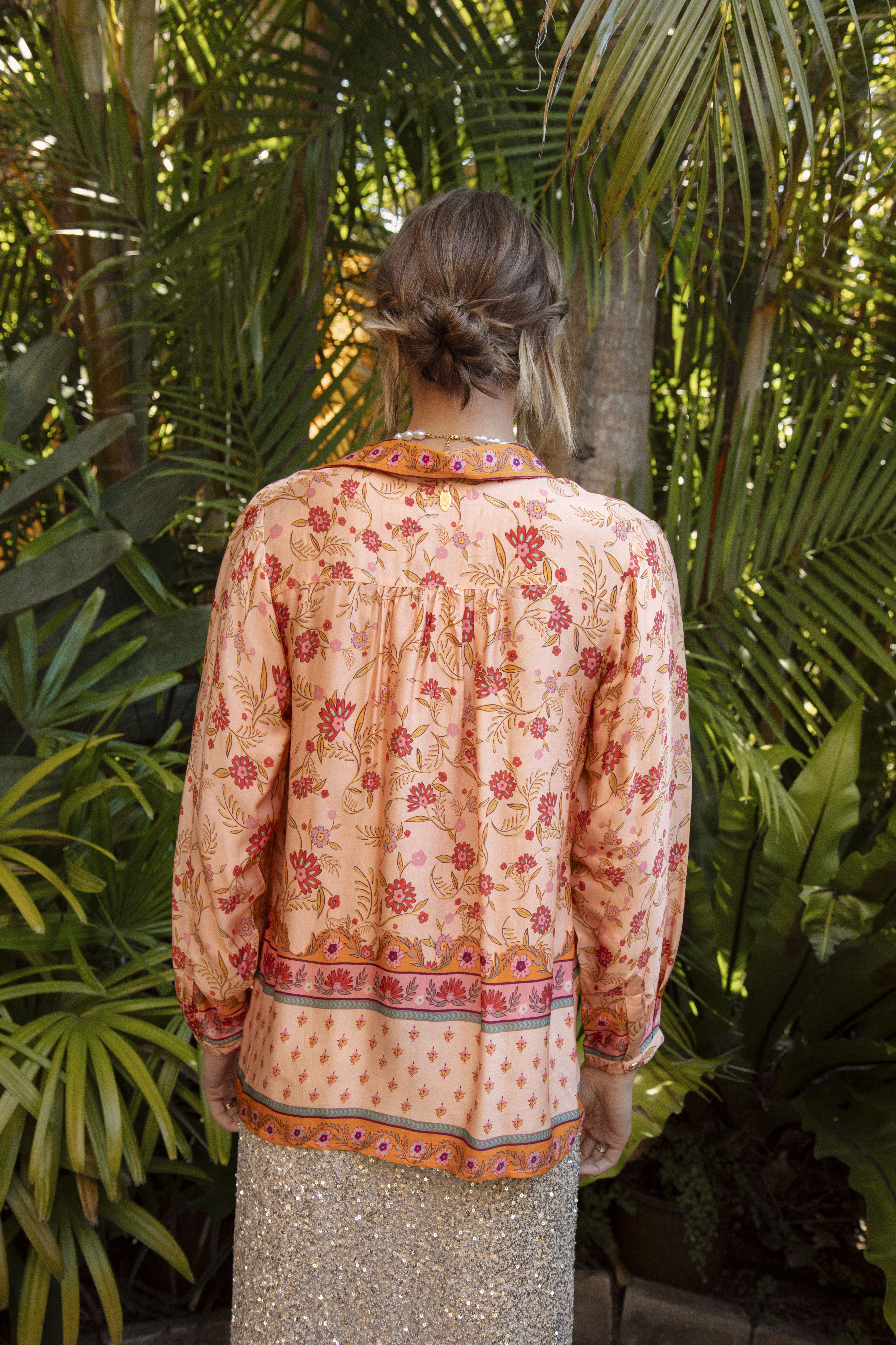 Carnivale Shirt Peach rear view showcasing contrasting Boho pattern on trim