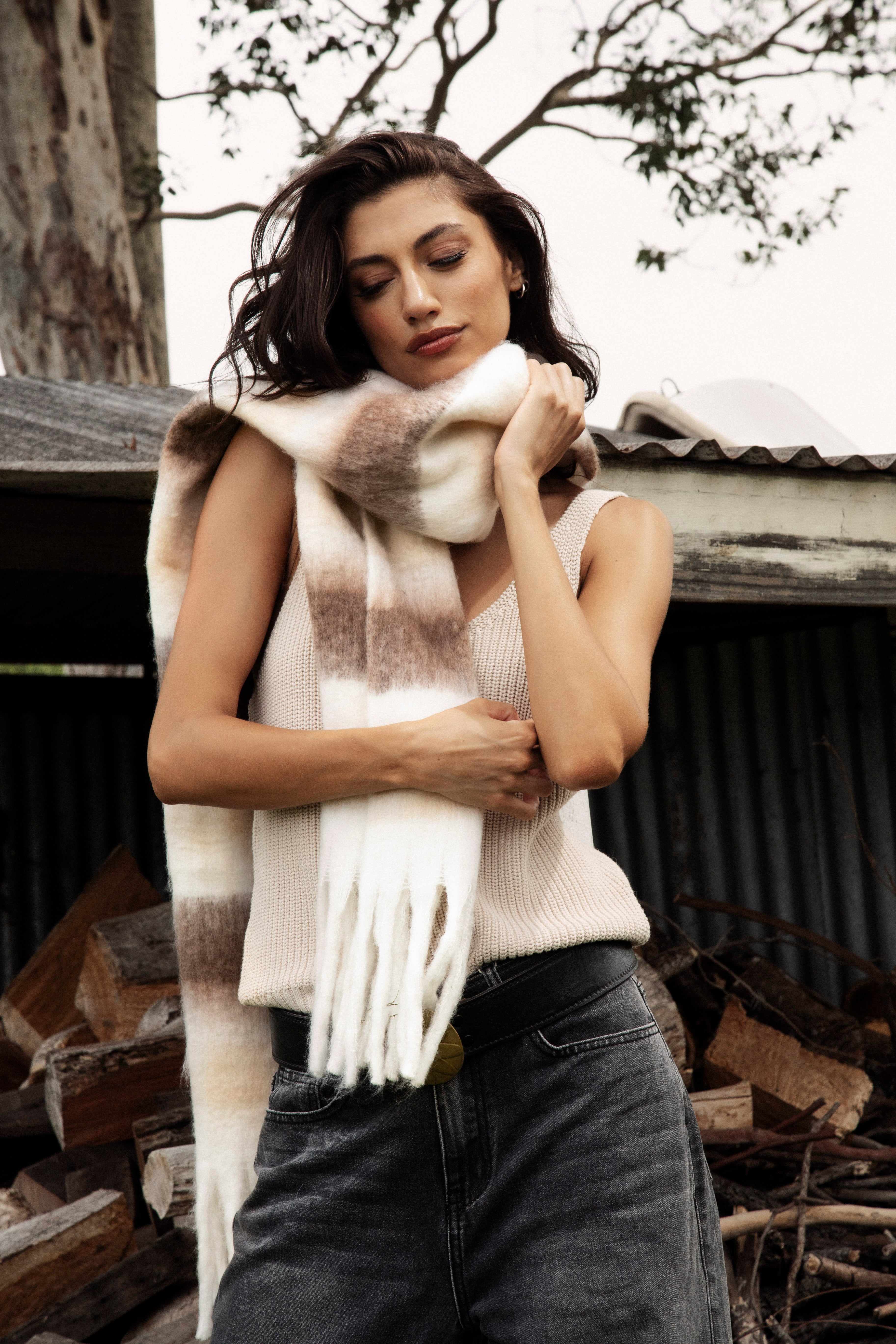 Cosy Up Scarf Brulee features brown, beige and cream ombre pattern.