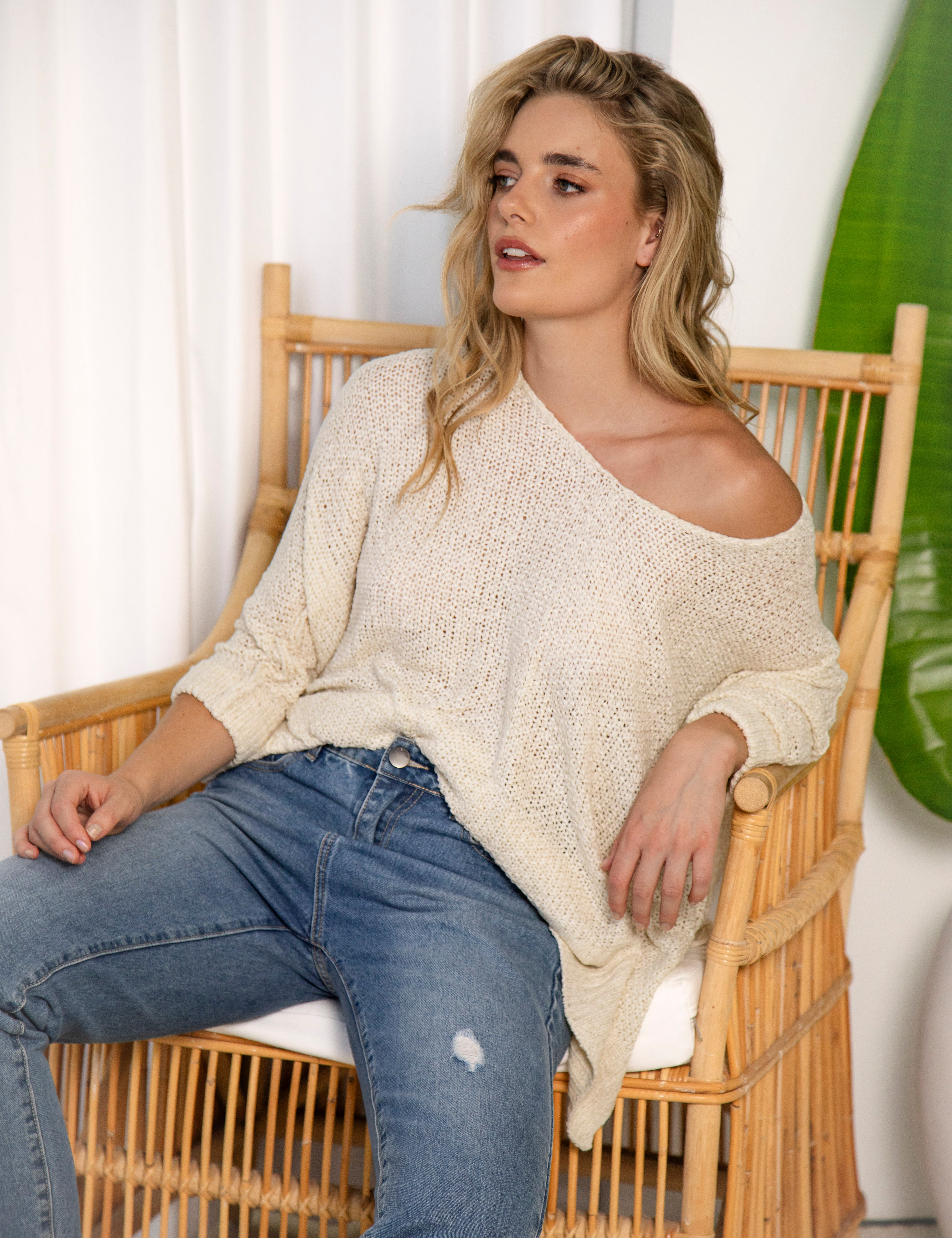 Textured cream sweater crafted from viscose and acrylic - Cove Slouch Knit Natural