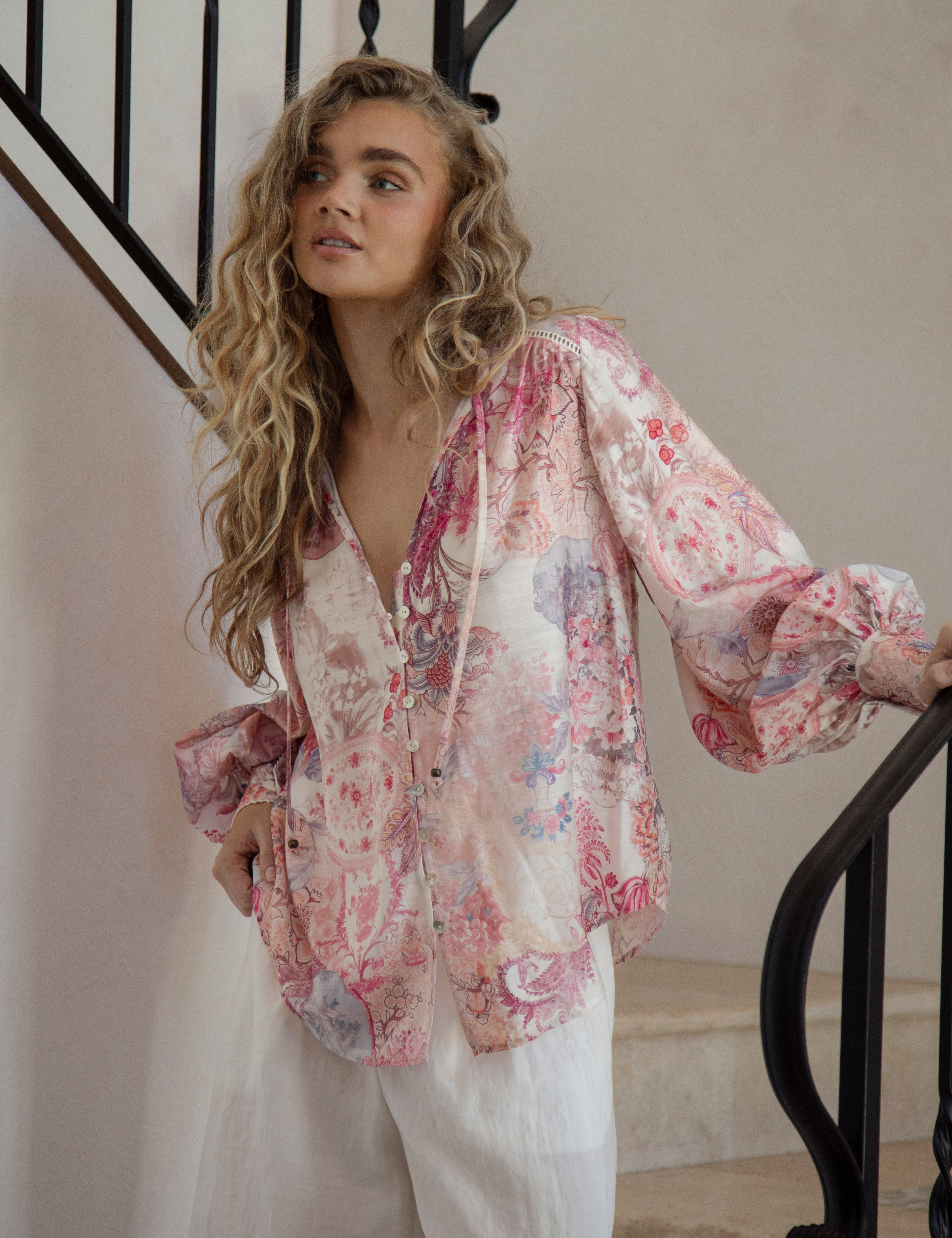 Daphne Blouse Posie - Boho style blouse featuring floral pattern in shades of pink
