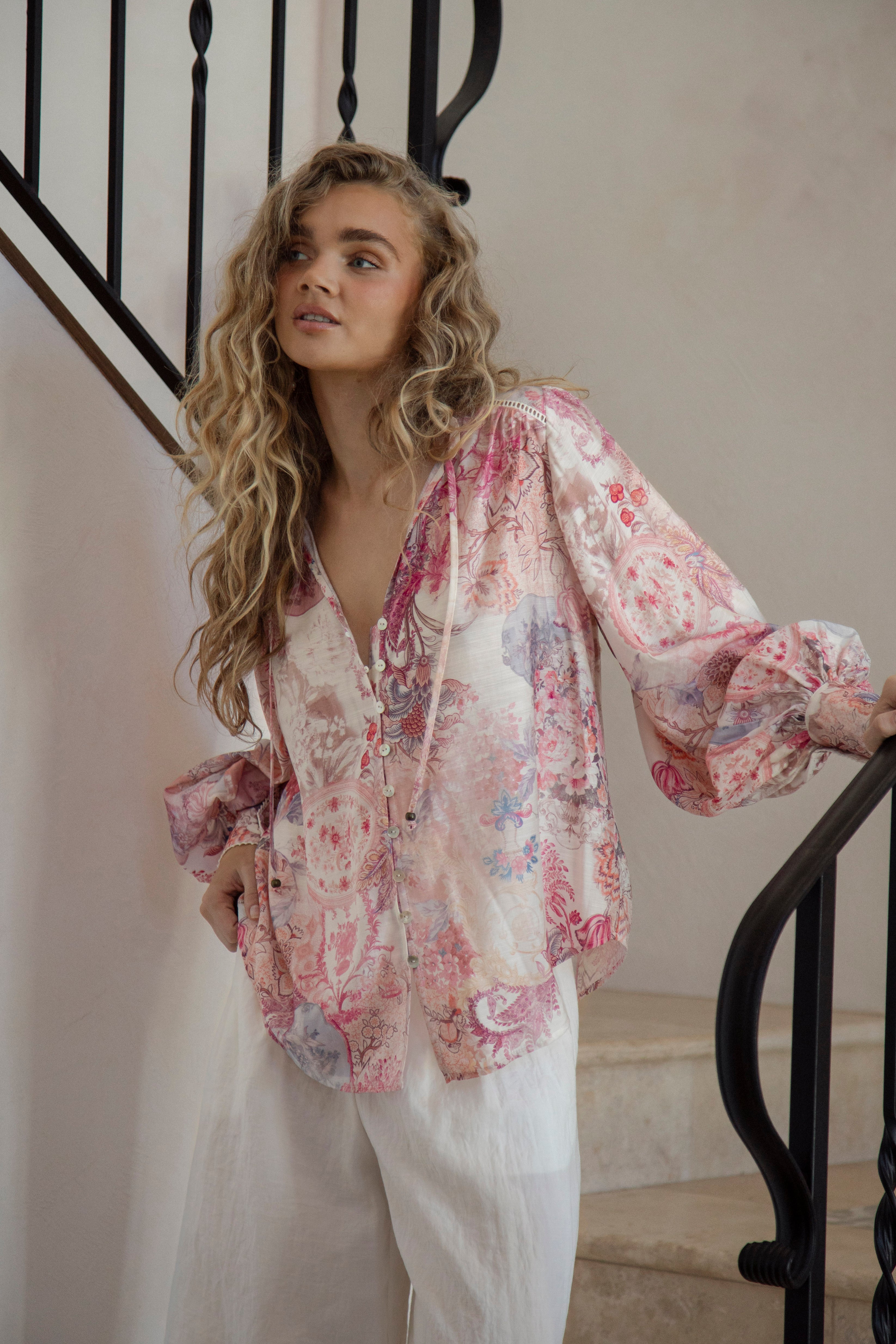 Daphne Blouse Posie - Boho style blouse featuring floral pattern in shades of pink