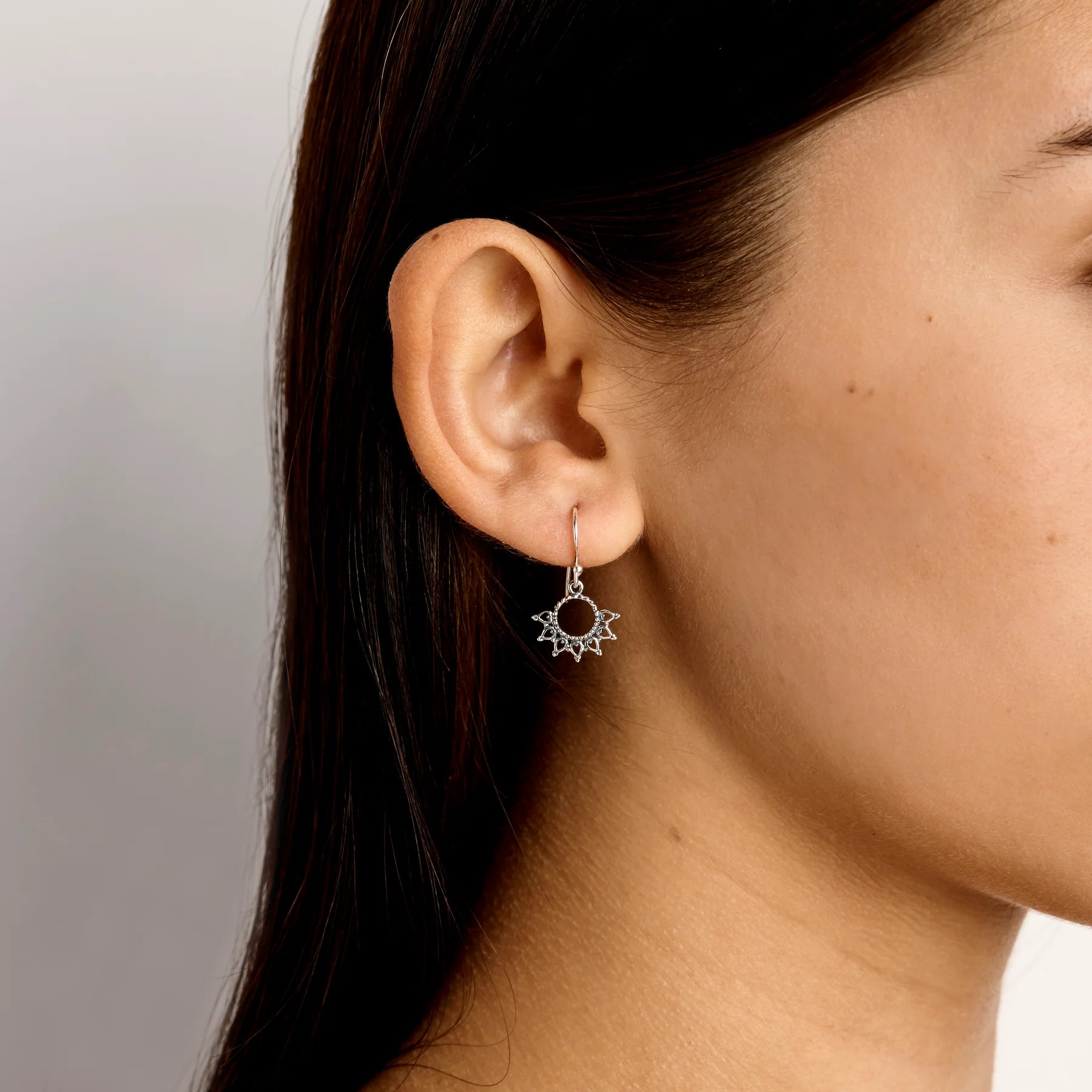 Twist Mehndi Earring