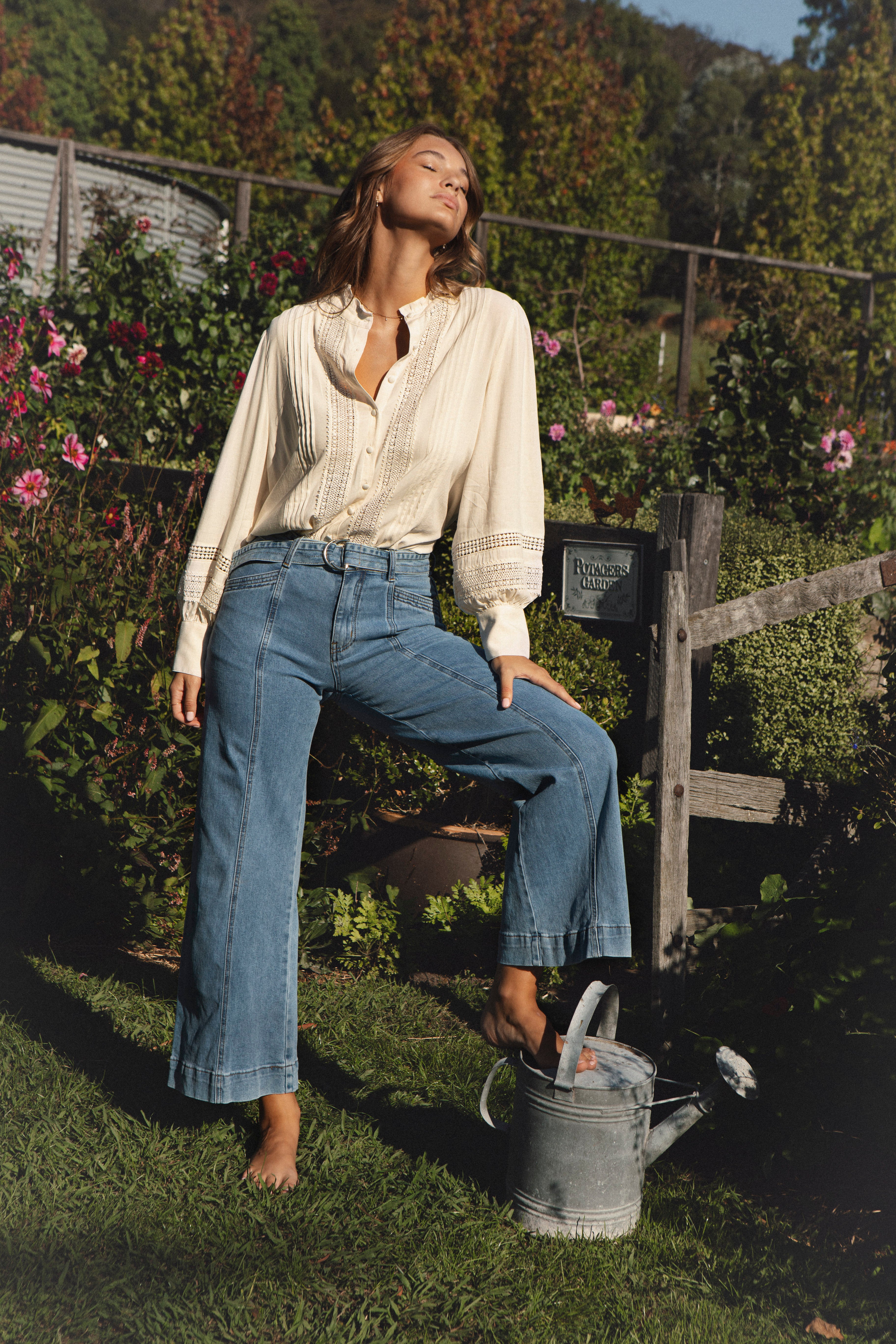 Hendrix Vintage Jean - retro style jean featuring front seam, boot cut, slanted pockets and statement belt.
