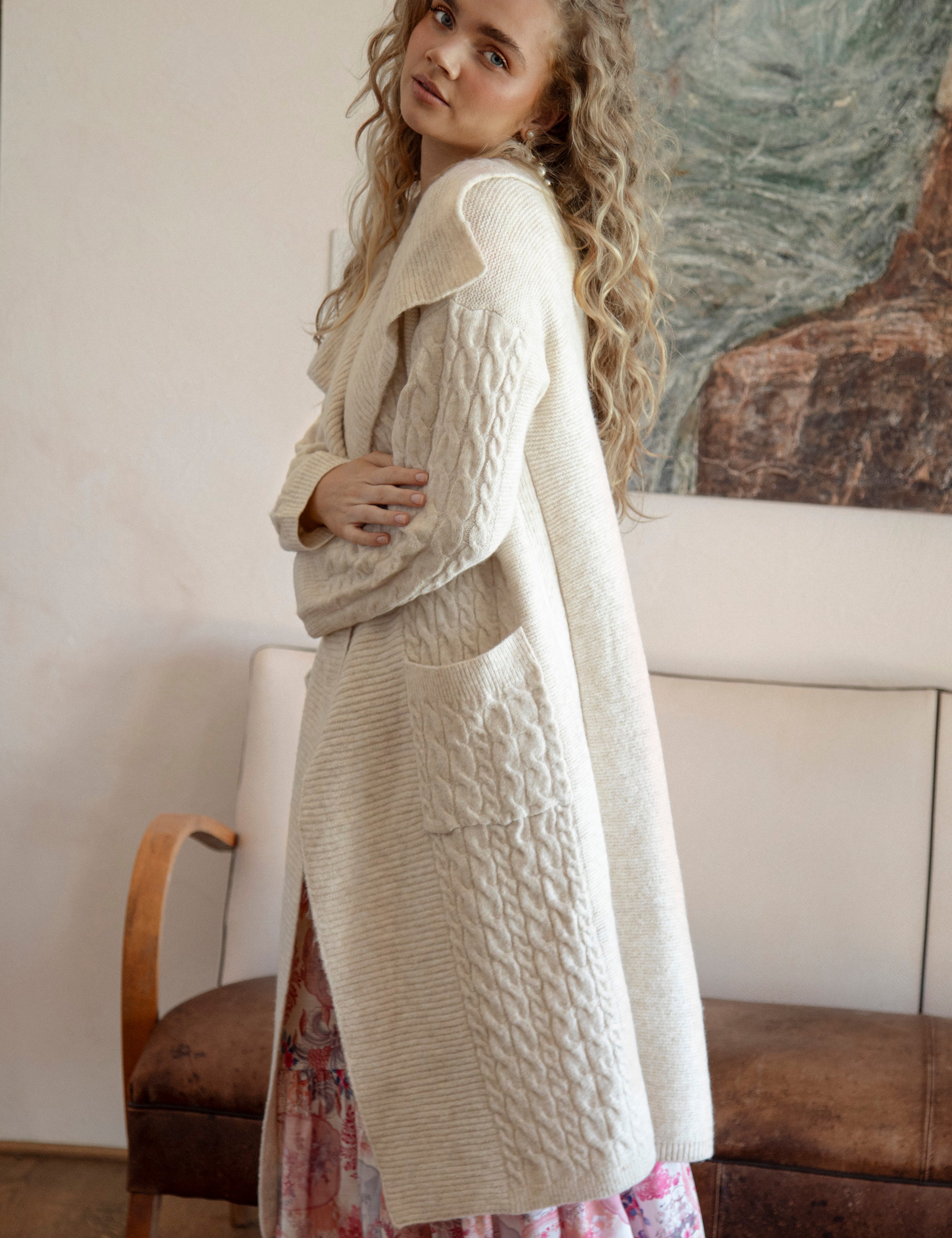 Hunter Slouch Cardi Oat - side view showcasing longline style and cable knit