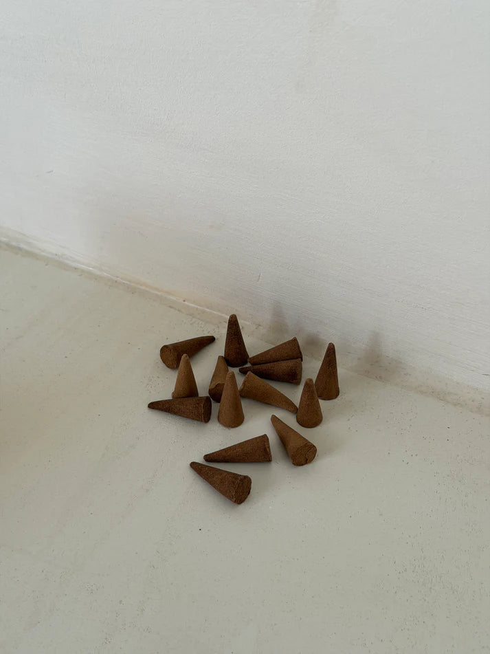 Incense Cones / Byron Bay - Almond Milk + Coconut Milk