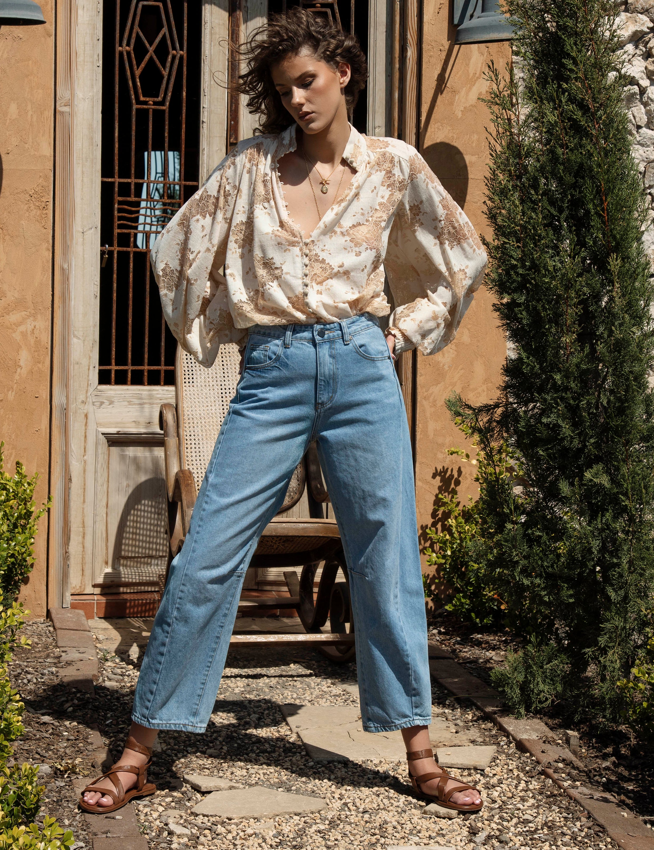 Lucia Barrel Jeans