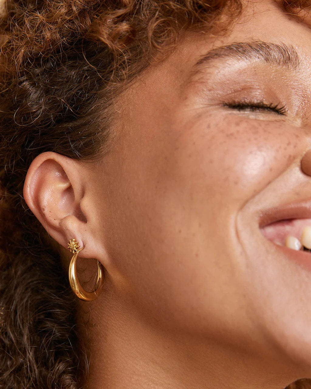 Riley Hoop Earrings Small - Gold