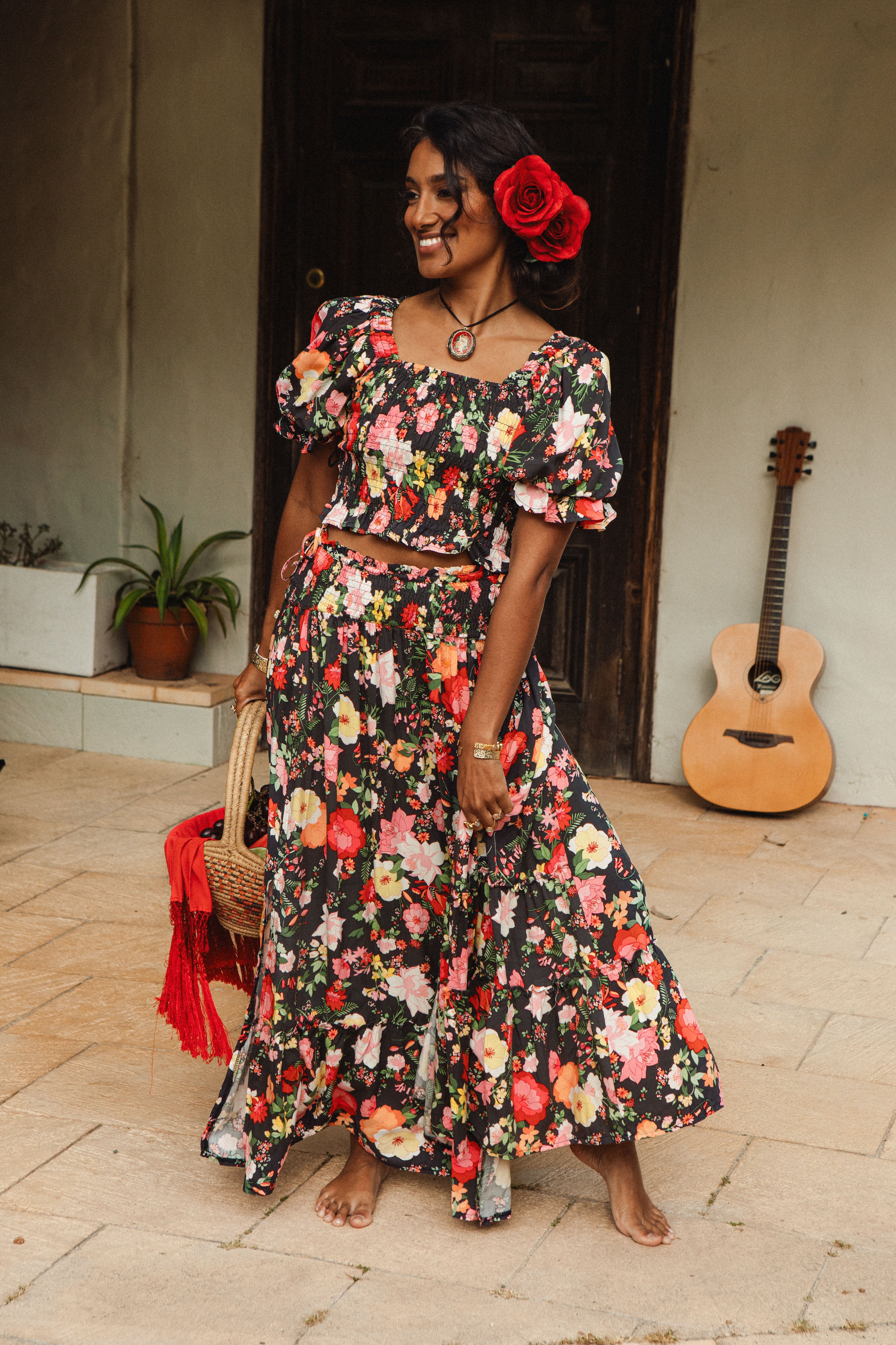 Mariana Top Flamenco crop top with short sleeves and square neckline