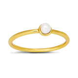 Delicate pearl Ring Gold