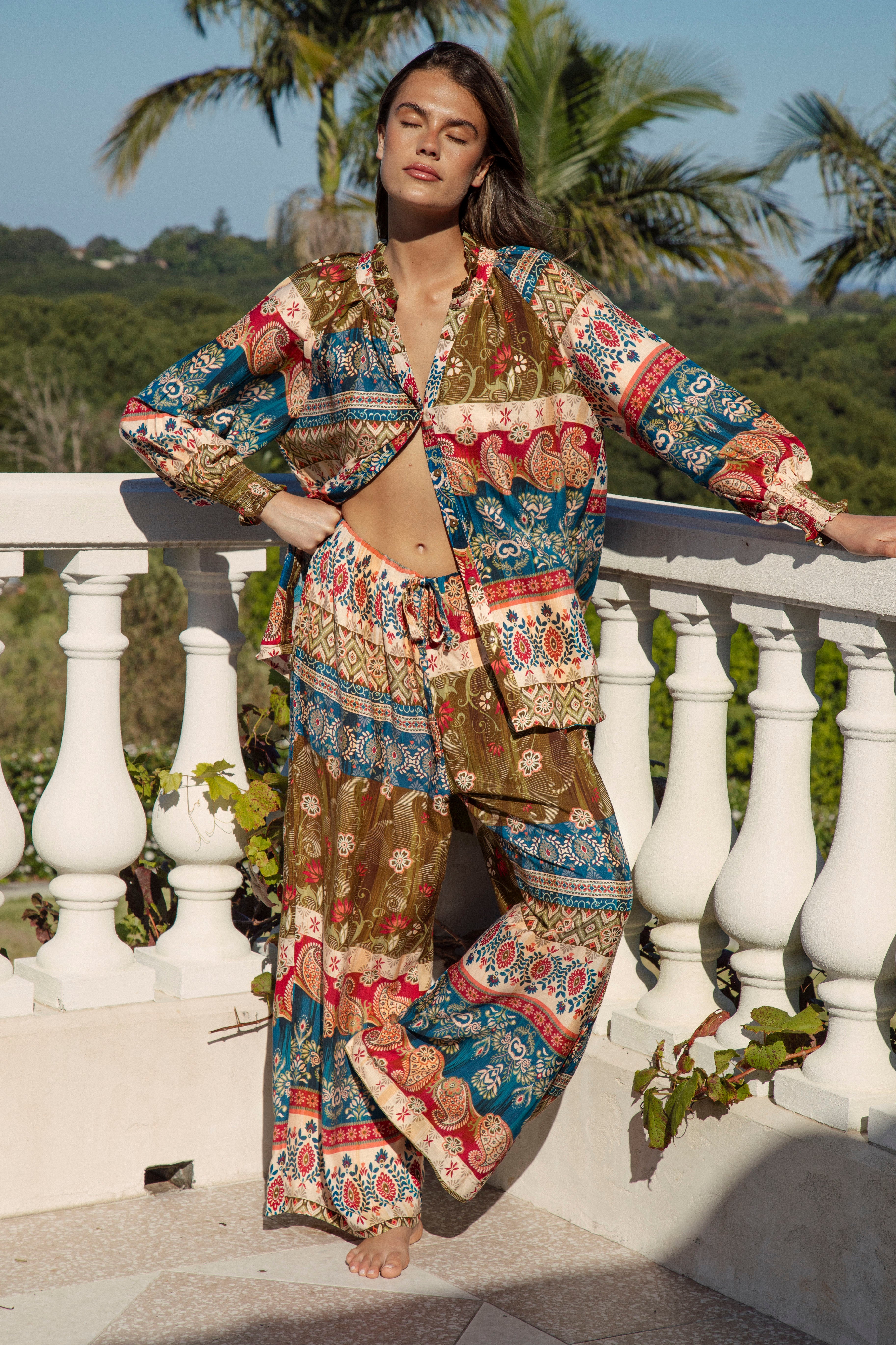 Paradise Pant Olea  - wide leg pant with relaxed style and drawstring waist