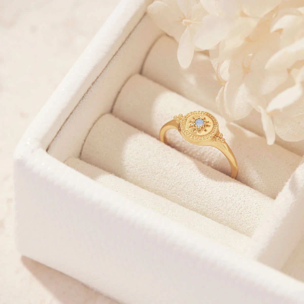 Midsummer Star Solstice Rainbow Moonstone Signet Ring Gold