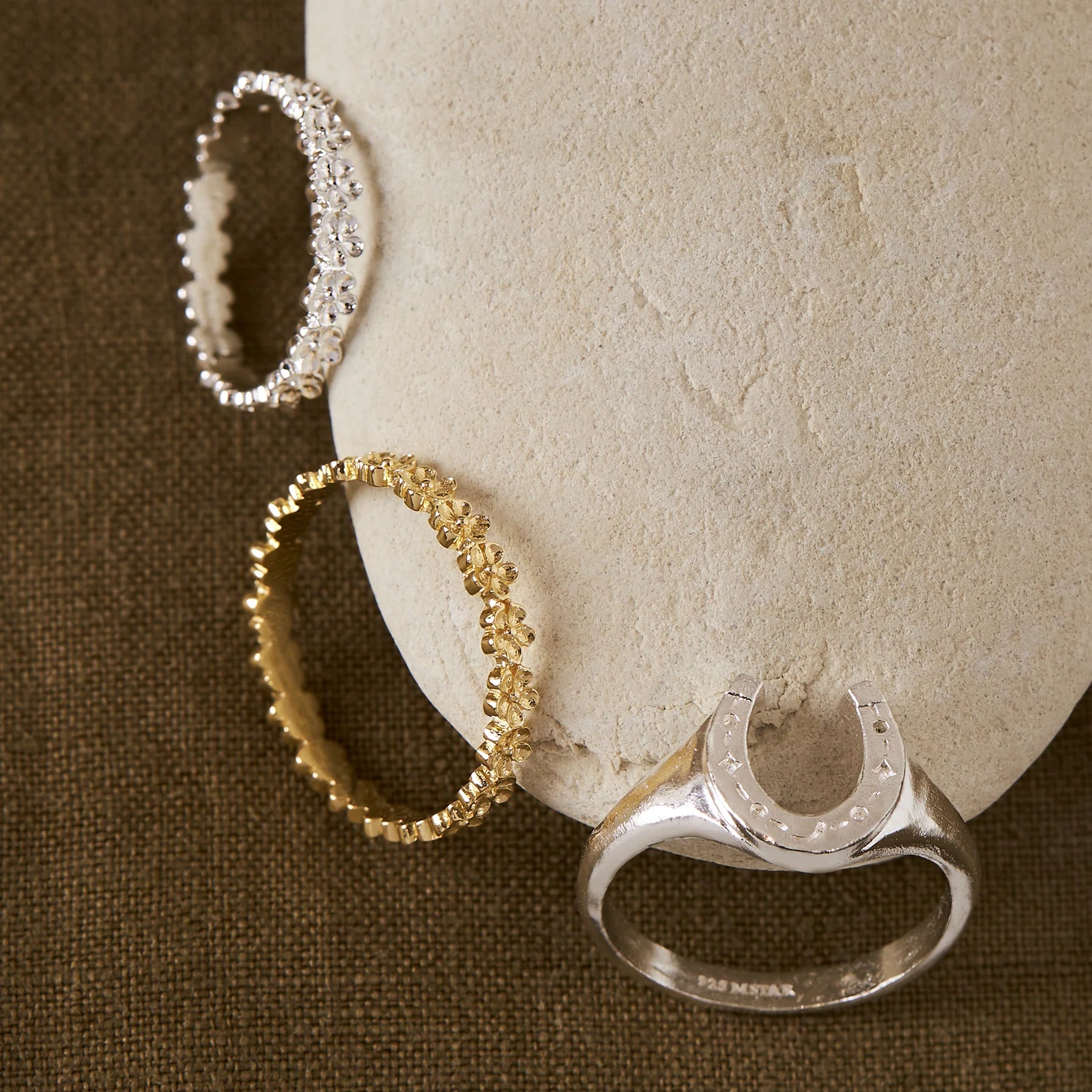 Blossom Chain Ring Gold
