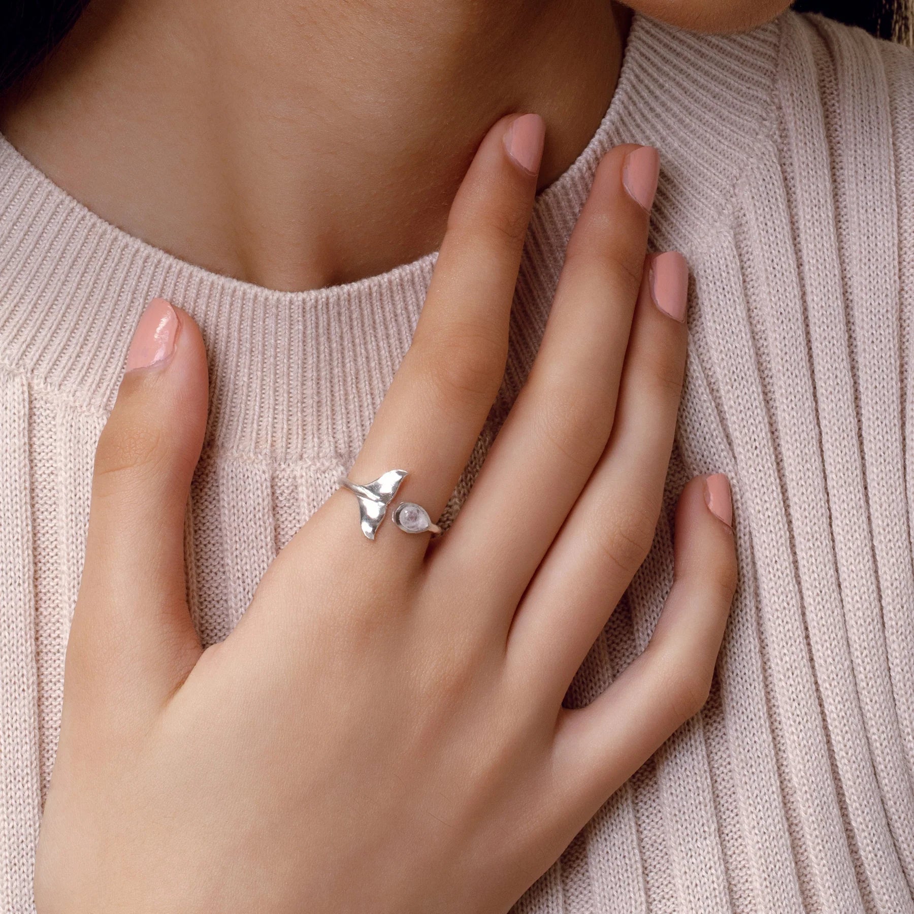 Whale Tail Moonstone Ring