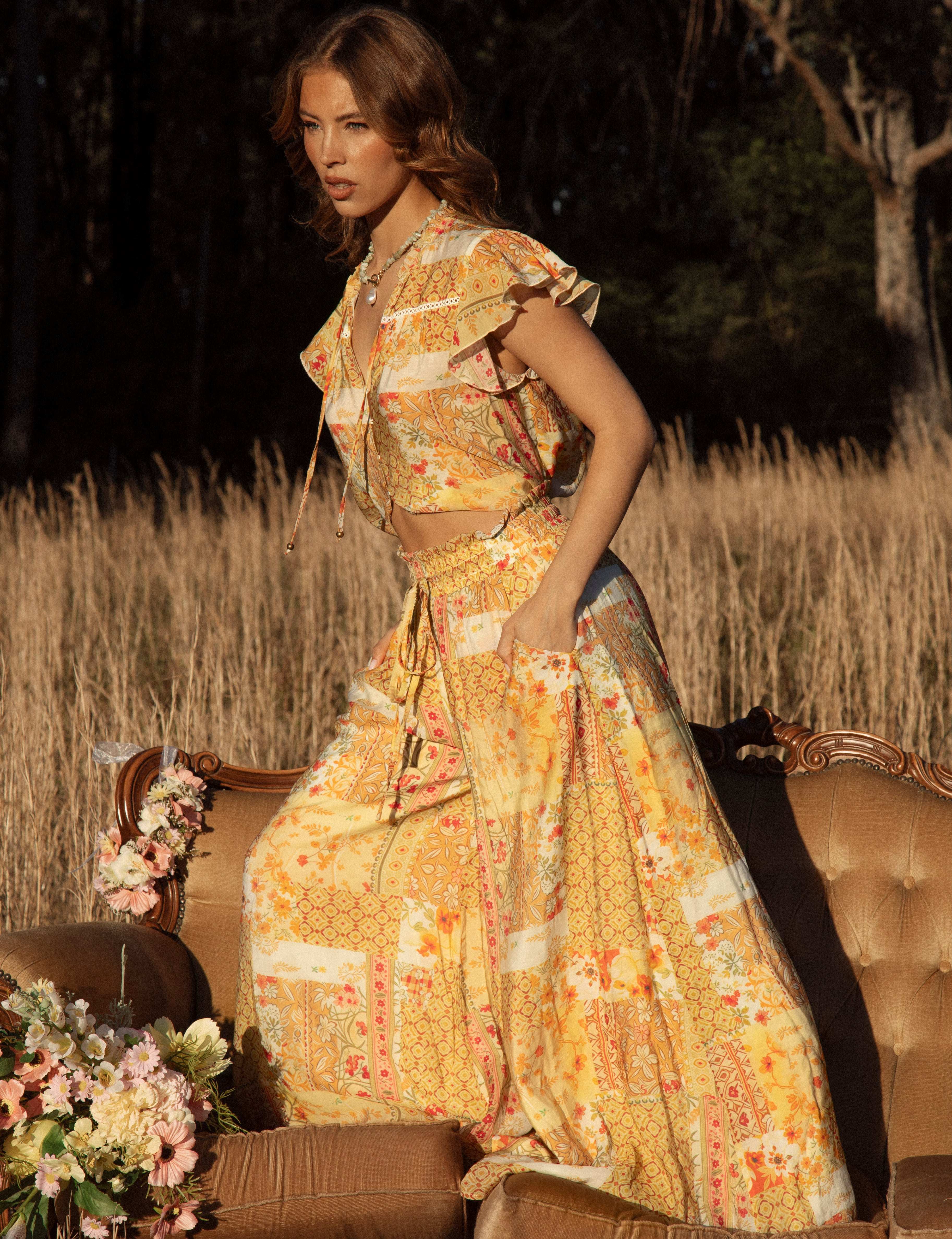 Resort Pant Fields of Gold - wide leg pant with vintage inspired floral print in golden shades.
