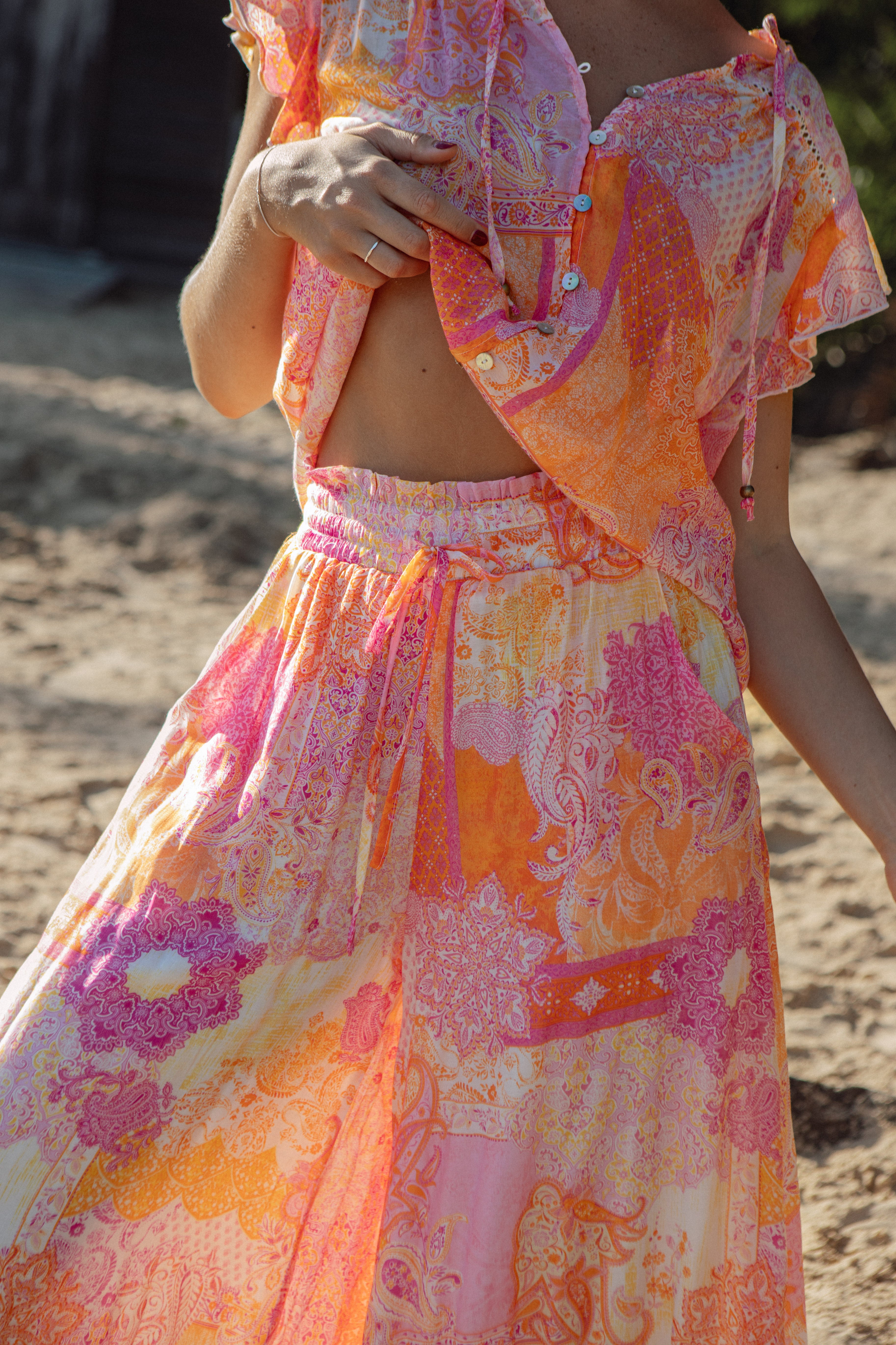 Resort Pant Papaya showcasing drawstring waist and pockets