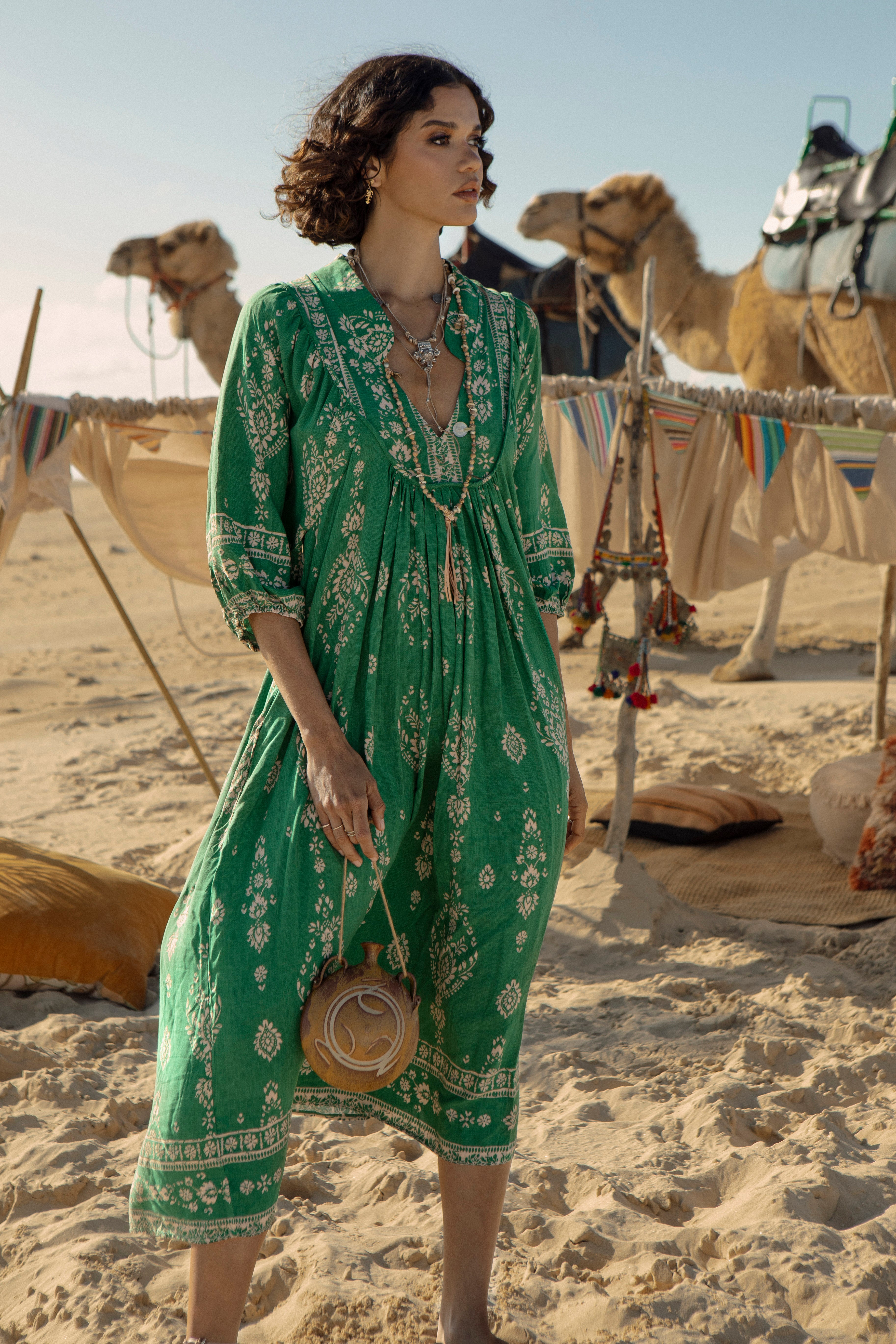 Rue Midi Dress Kiva in 100% rayon