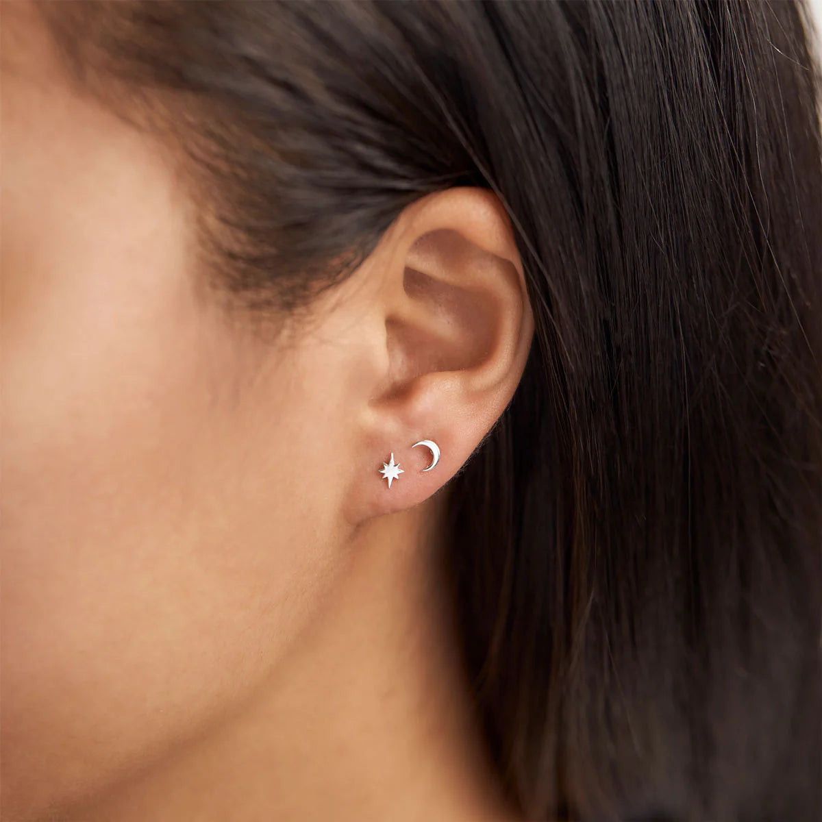 Midsummer Star Night Glow Studs