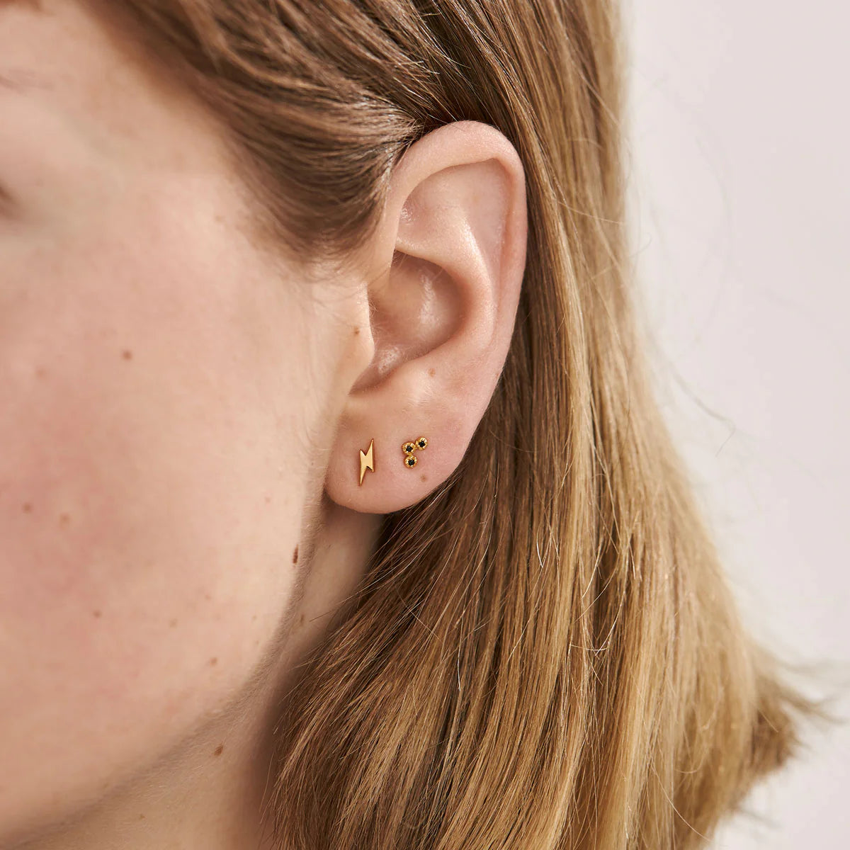 Midsummer Star Zap Studs Gold