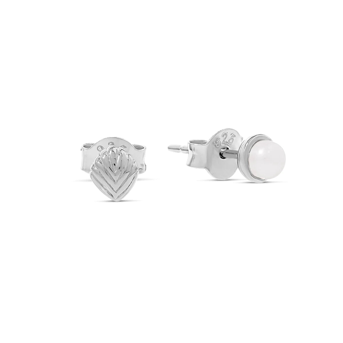 Midsummer Star Venus Pearl Studs