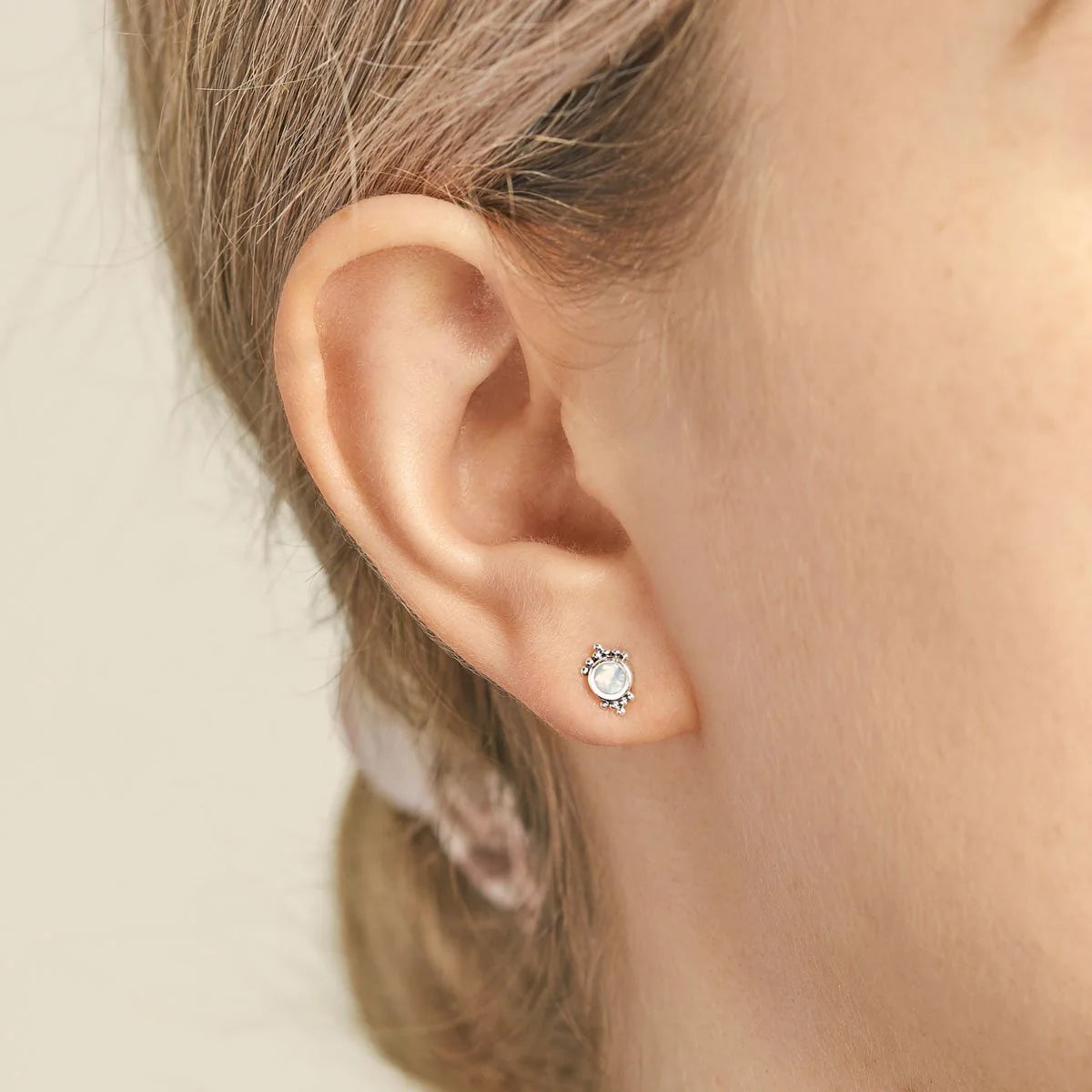 Midsummer Star Mirage Pearl Studs