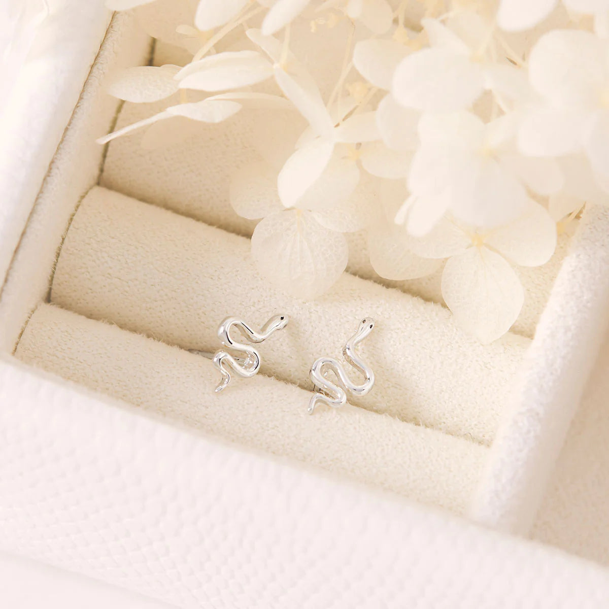 Midsummer Star Green Tree Snake Studs