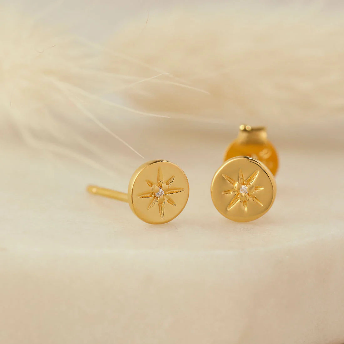 Midsummer Star Delicate Enchanted Light Stud Gold