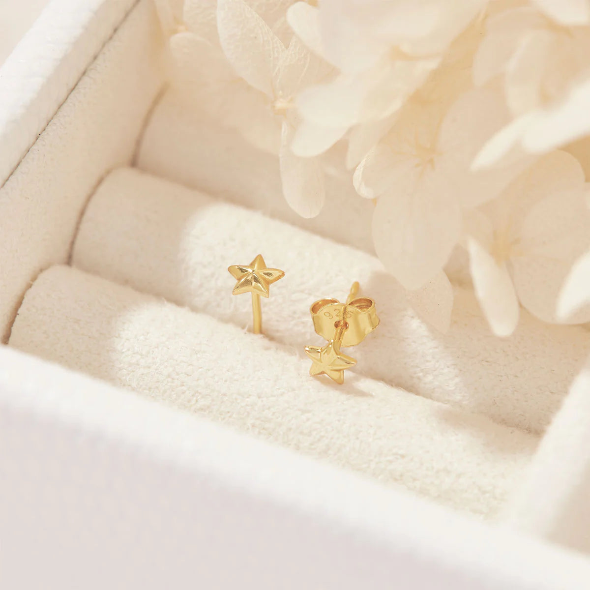 Midsummer Star Tiny Star Studs Gold
