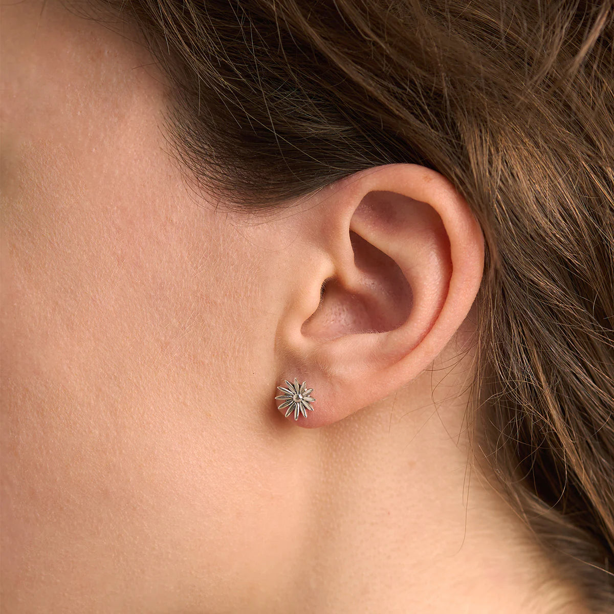 S678 Spring Floral Studs