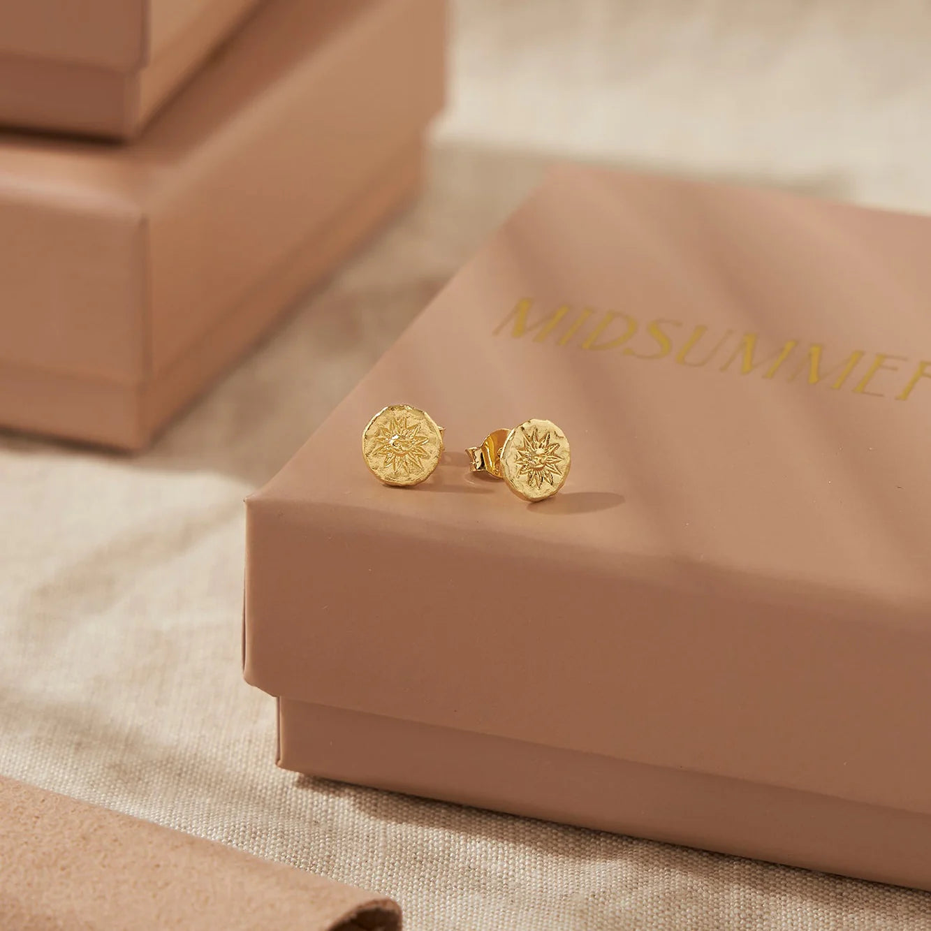 Sunkeeper Studs Gold