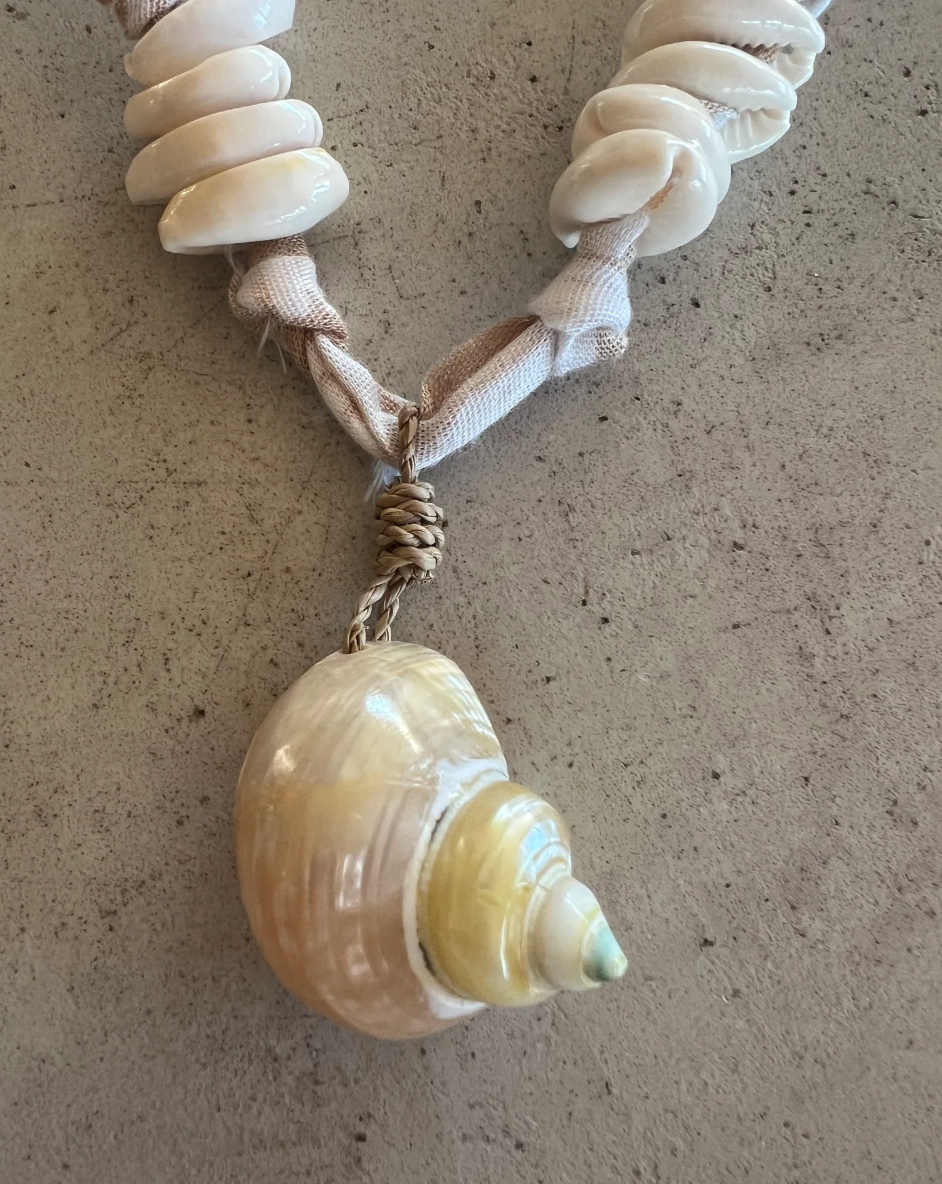 Mermaid Treasures Bandana Necklace - cream
