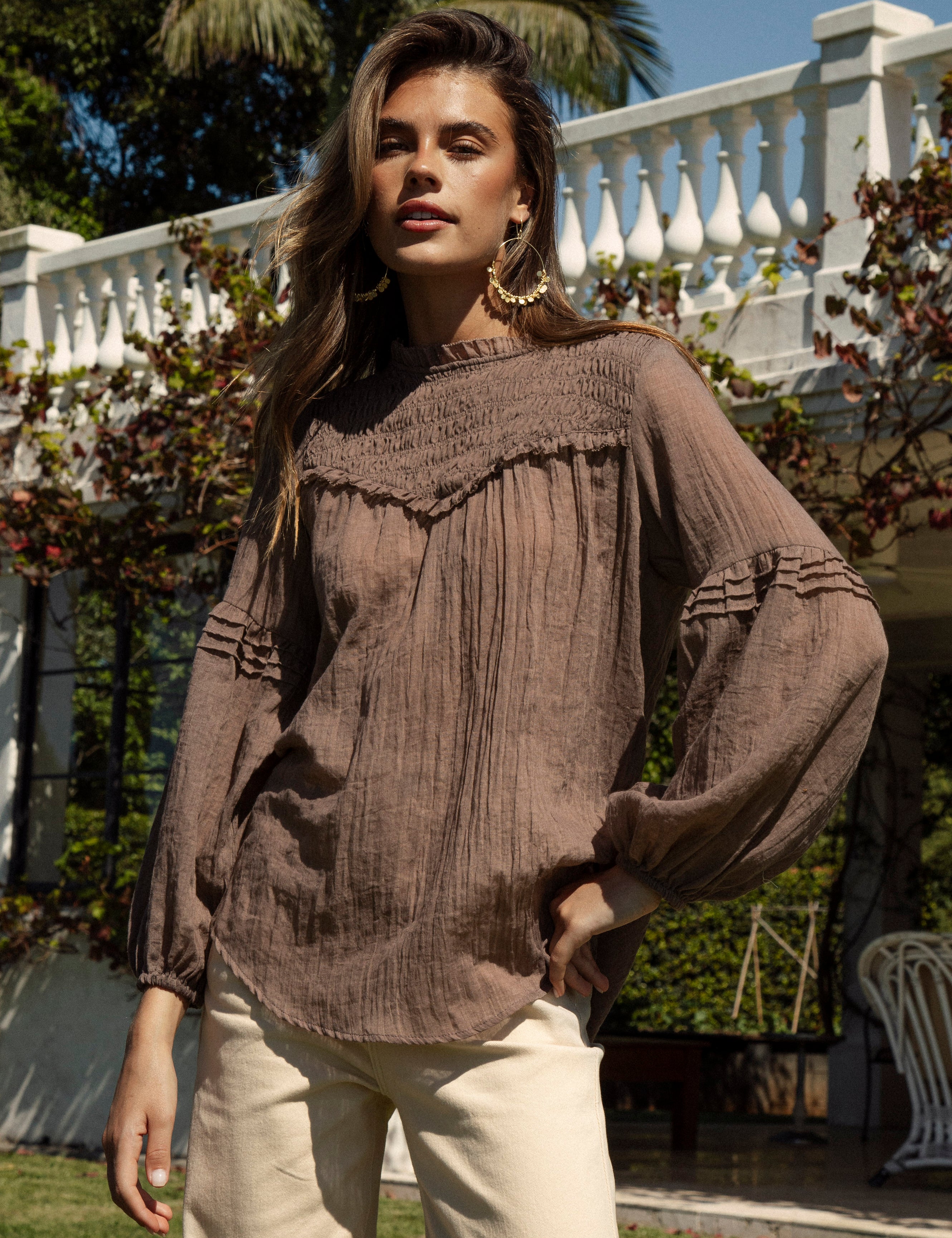 Zimmie Peasant Blouse - Chocolate