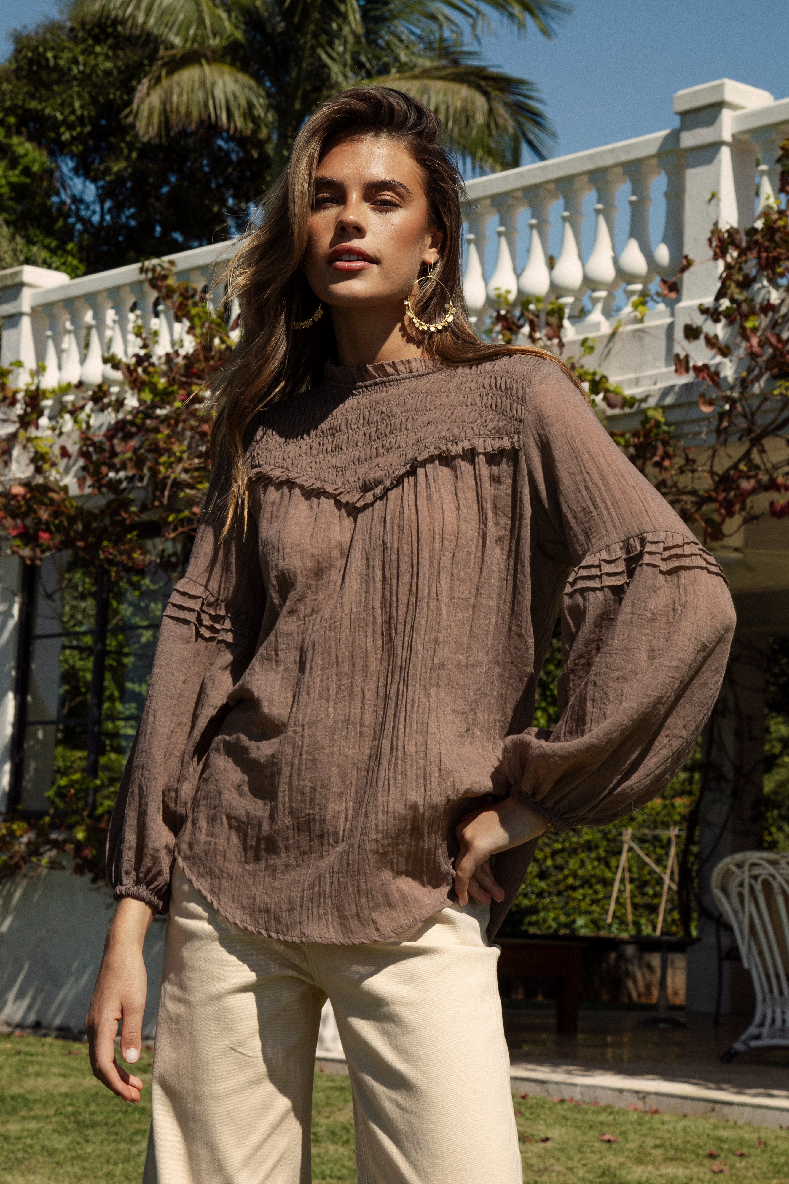 Zimmie Peasant Blouse - Chocolate