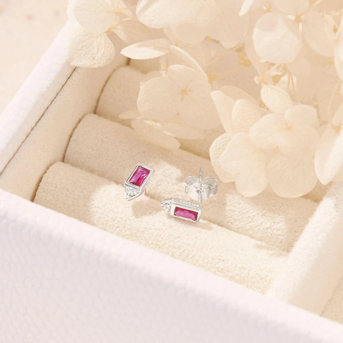 S191RZ - Divine Scarlett Studs