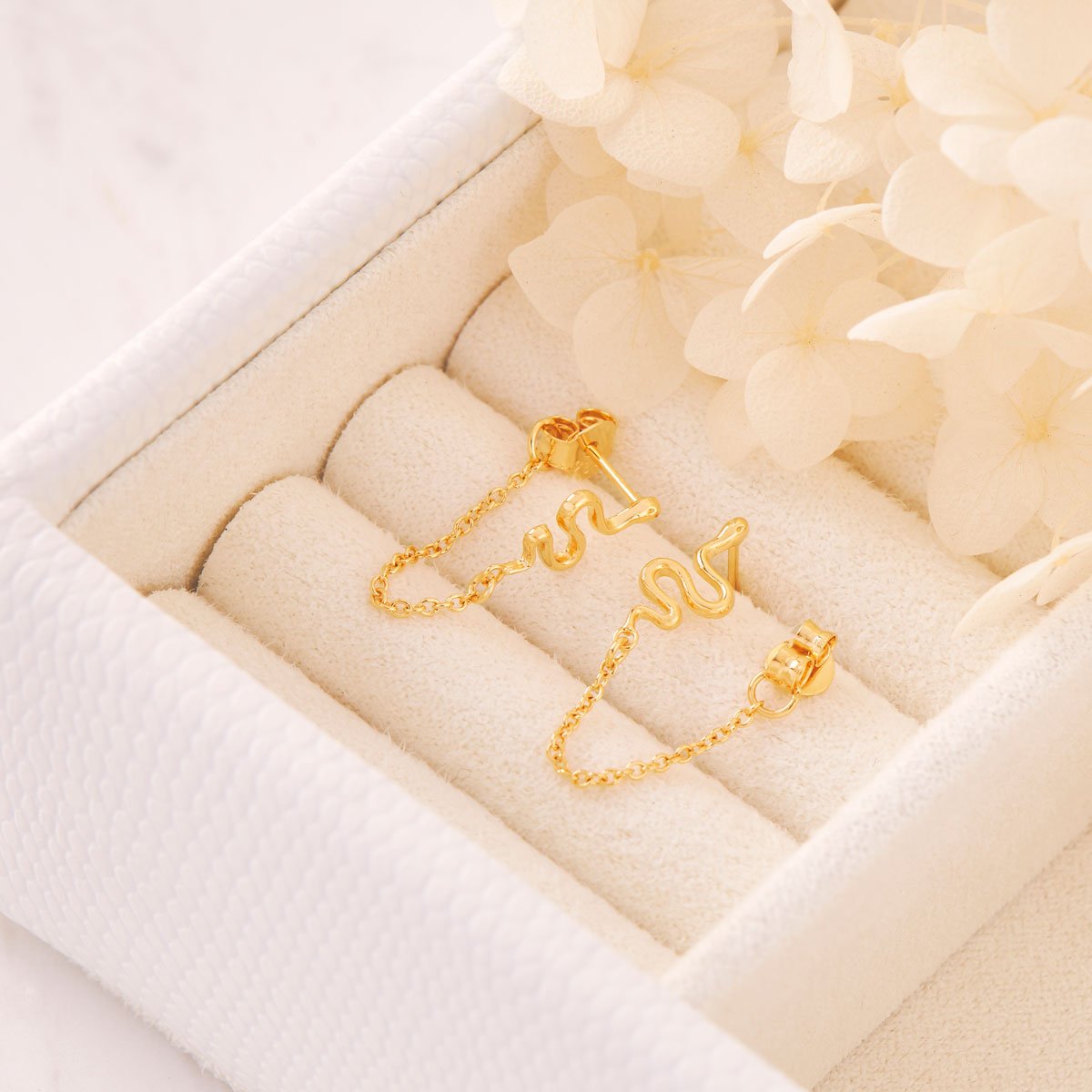 Midsummer Star Tree Snake Chain Studs Gold